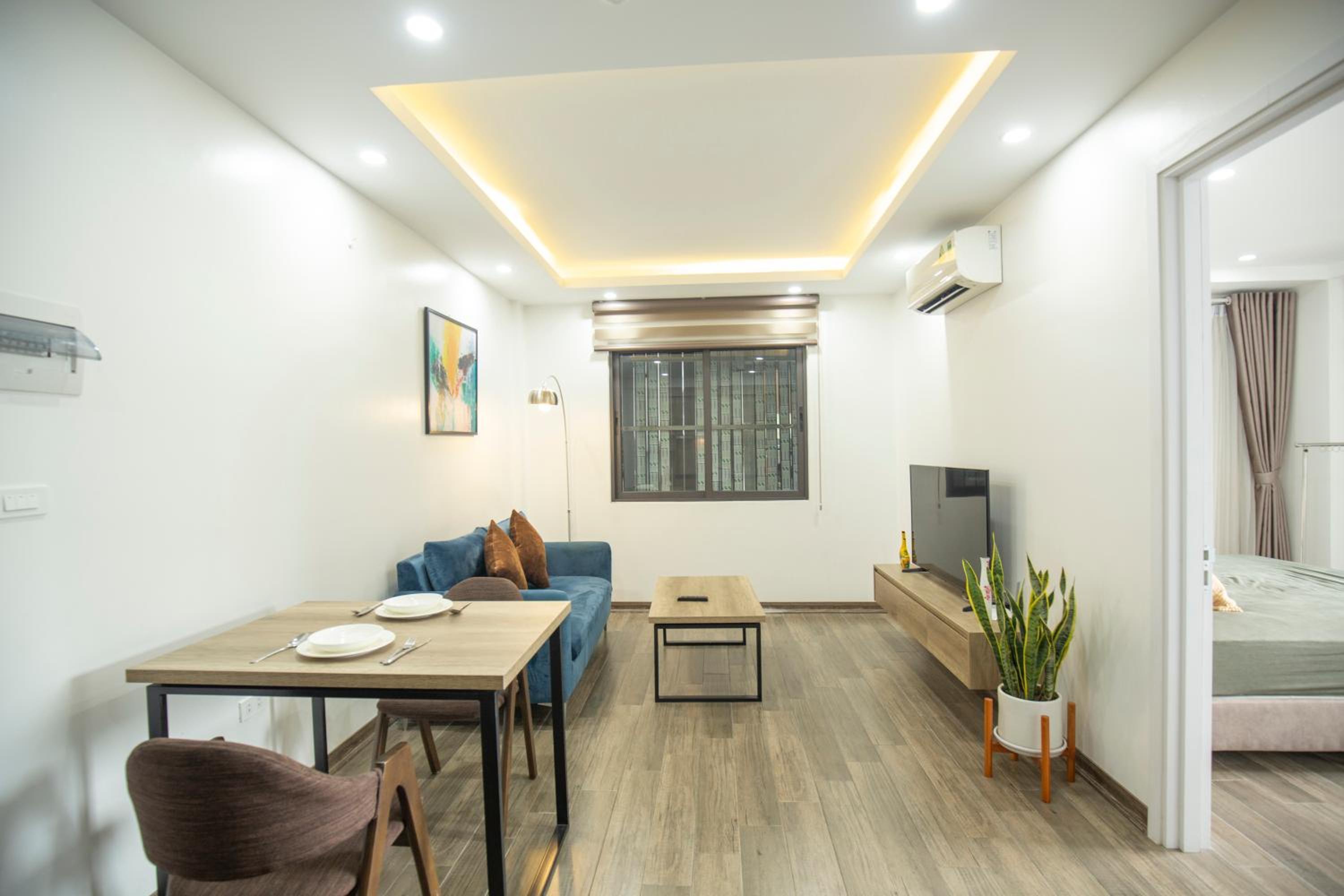 The Valley - Westlake Apartment