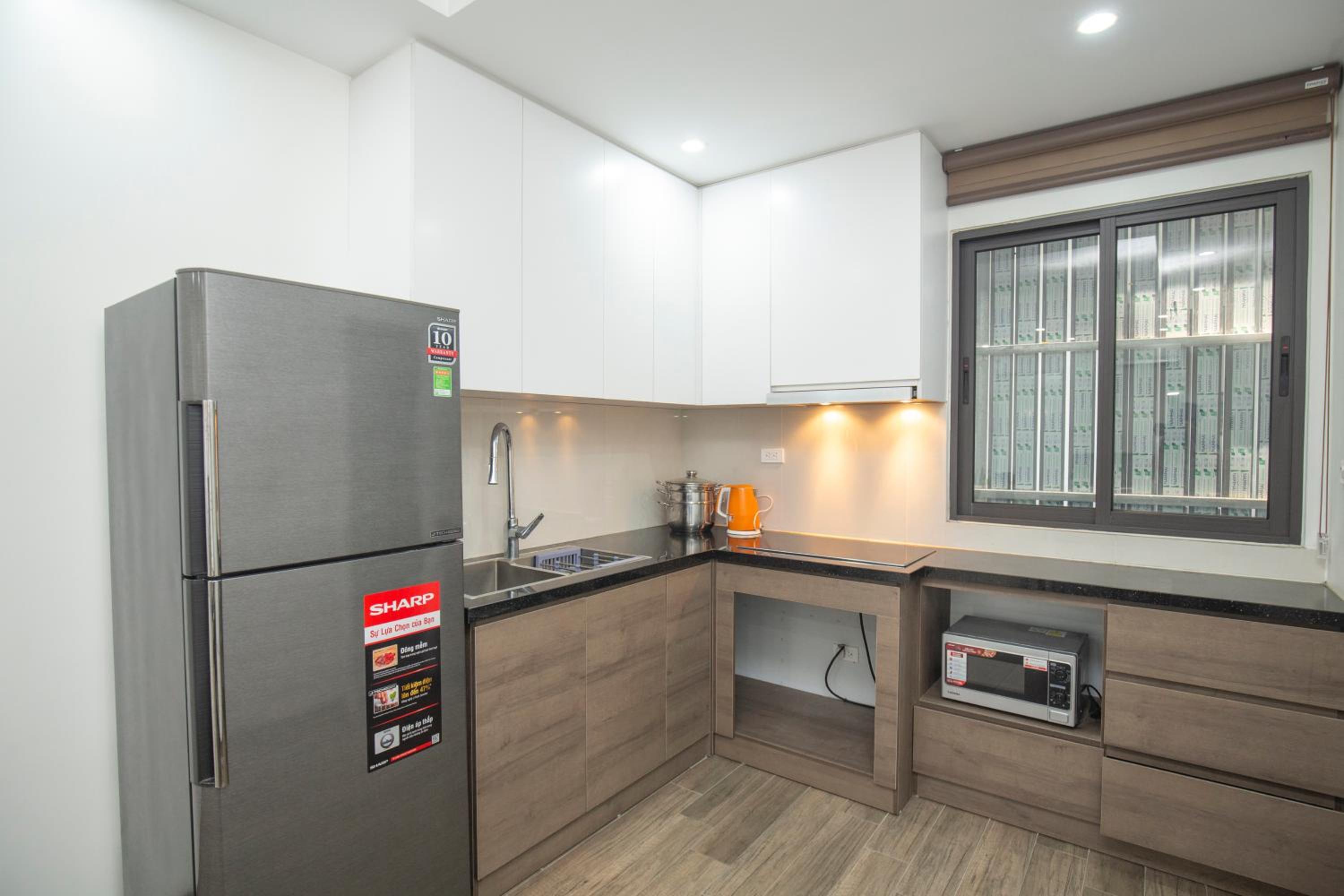 The Valley - Westlake Apartment