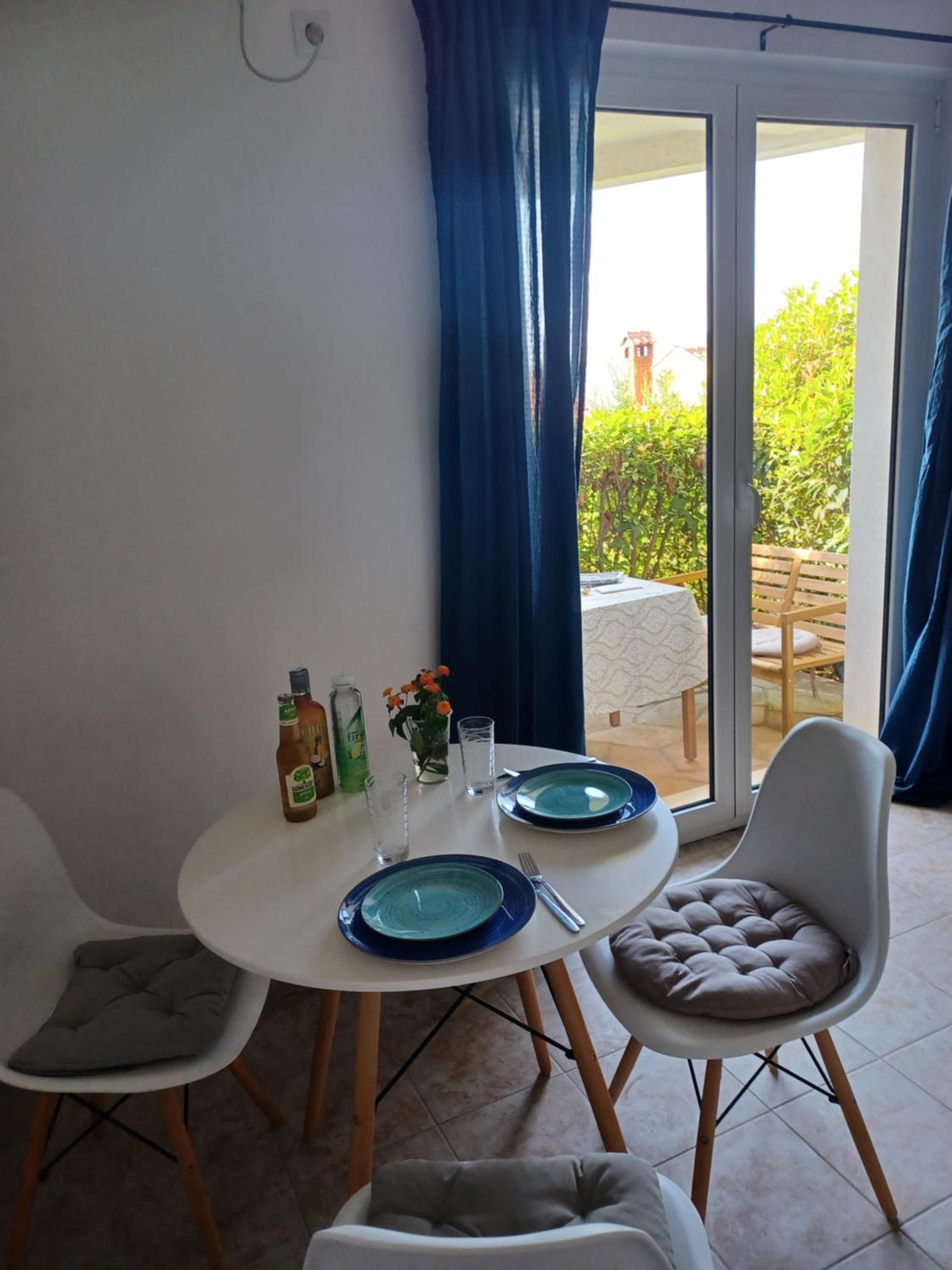Cozy corner by the sea view 4