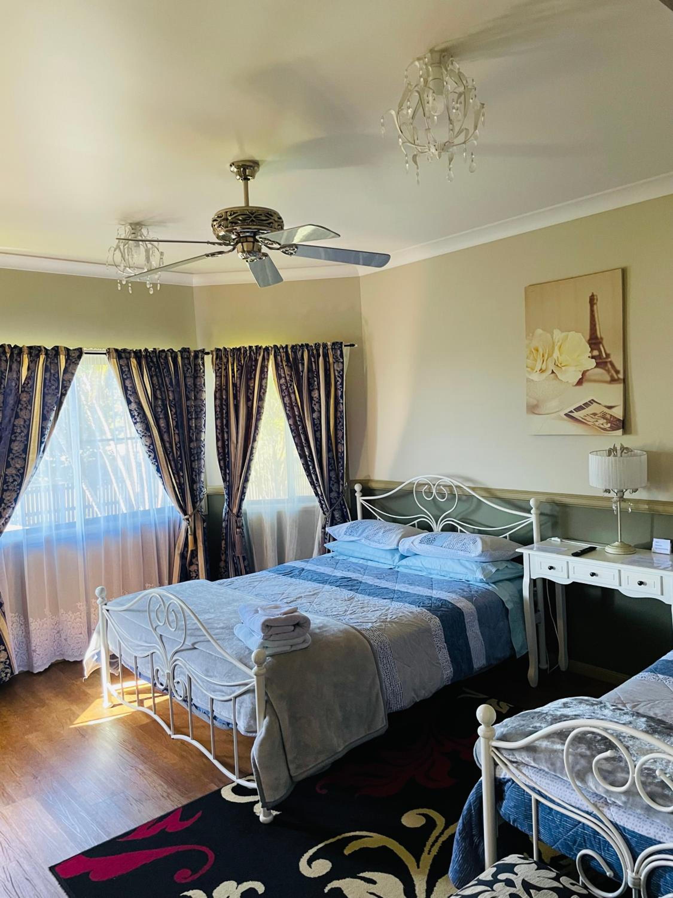 GOLDEN LACE B&B