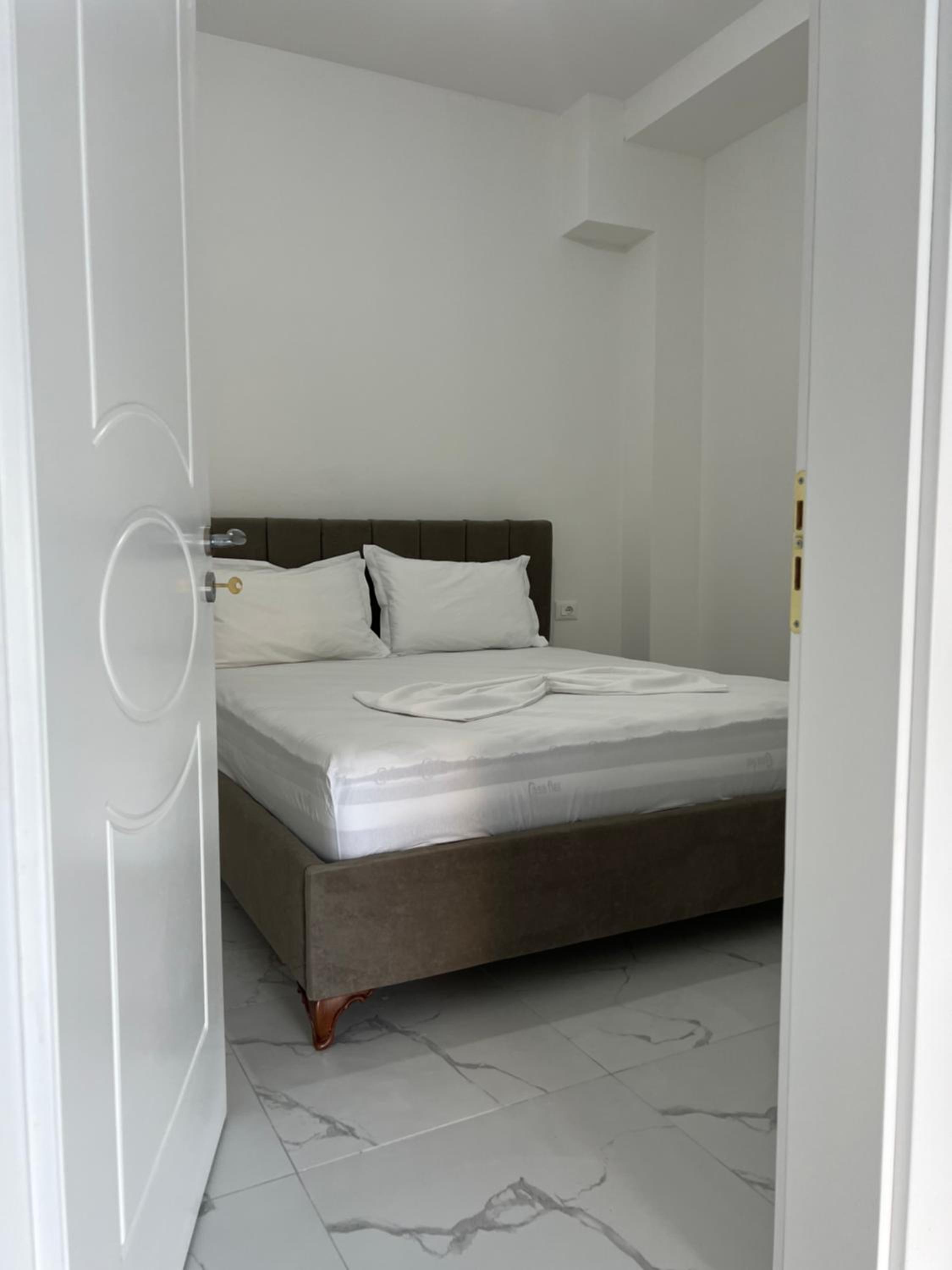 Ebis Hotel & Apartments