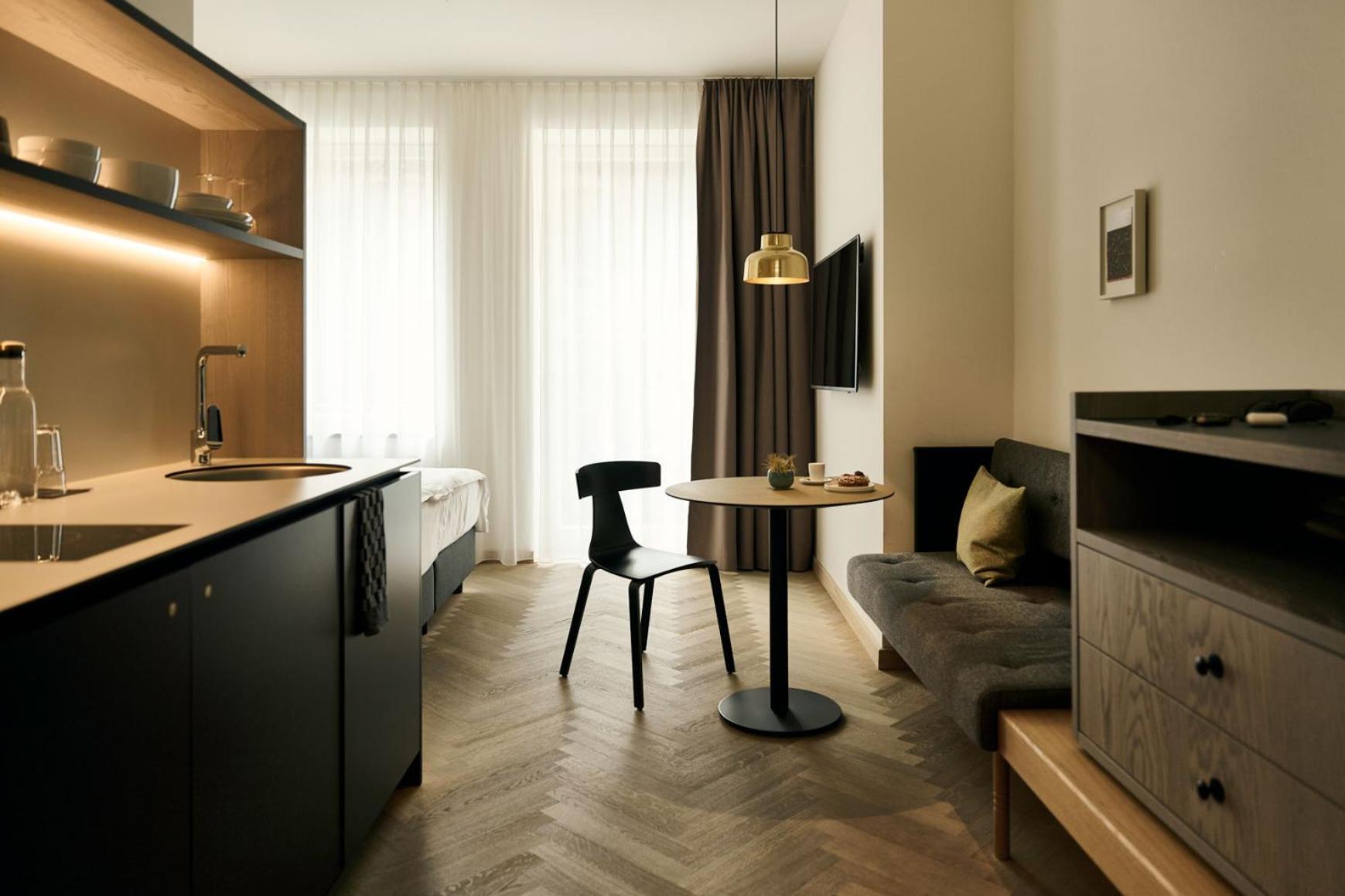 Melter Hotel Apartments - a Neighborhood Hotel - Property Image 11