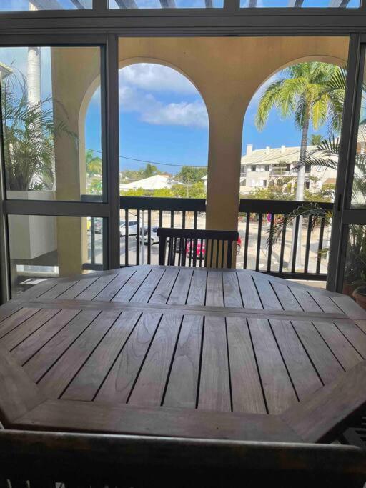 Appartement port de Saint Gilles les bains view 4