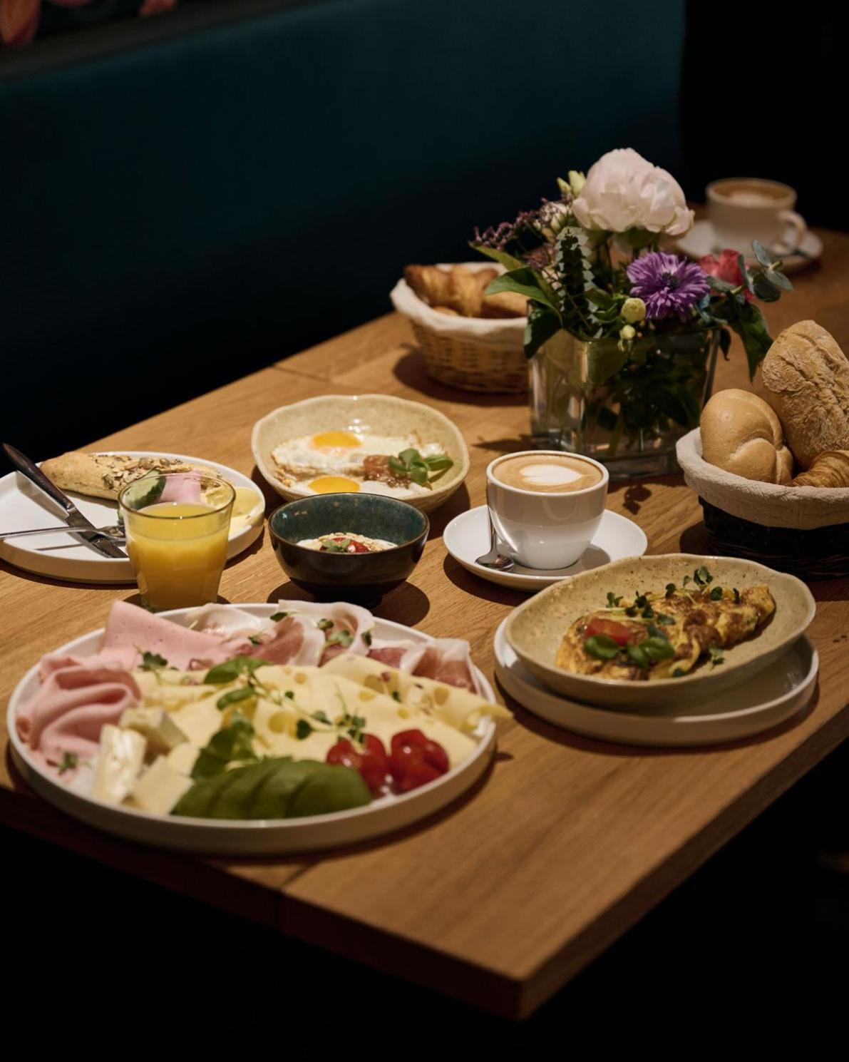 Melter Hotel  Apartments - a Neighborhood Hotel - Property Image 5