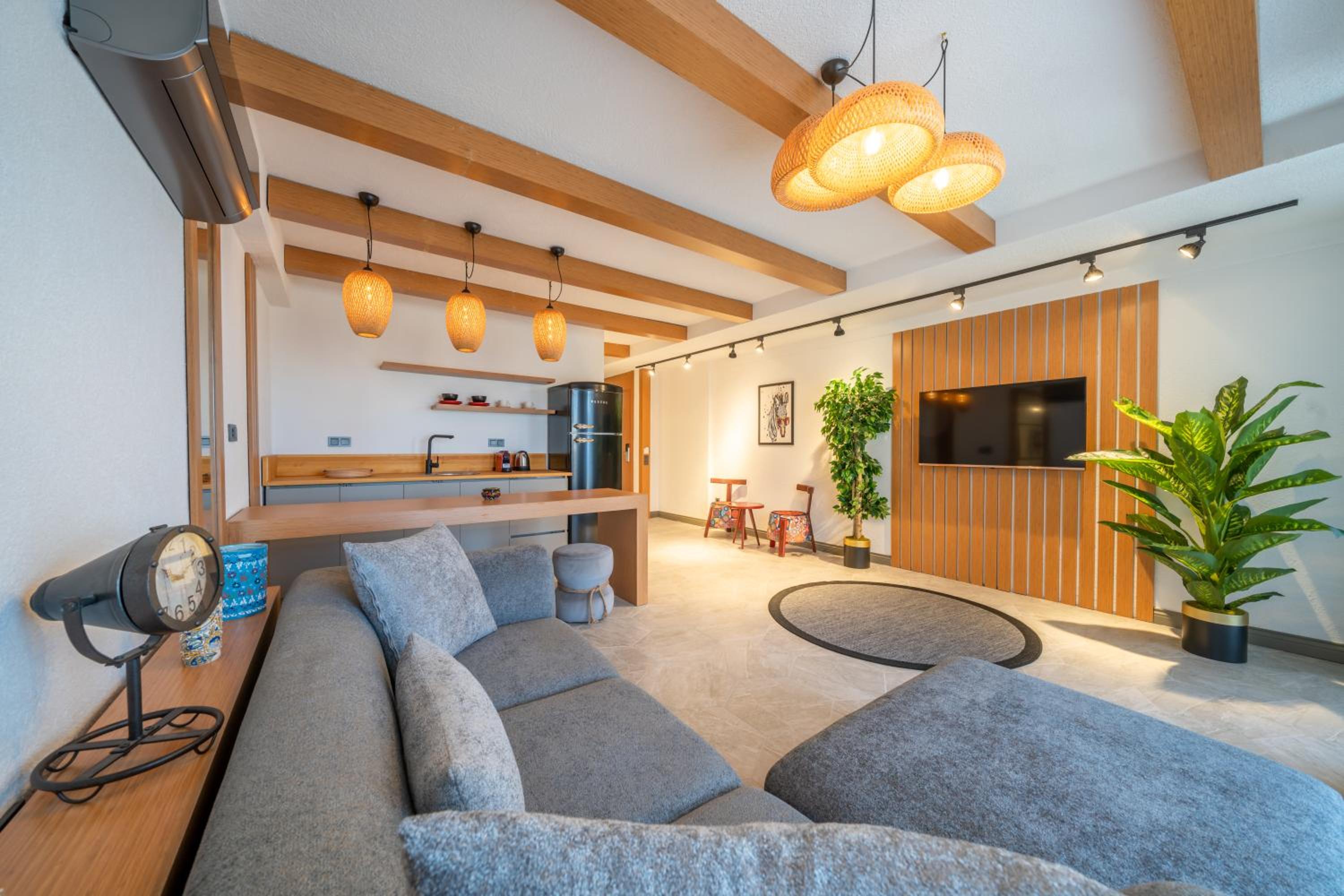 Lupia Süitleri - Image 44