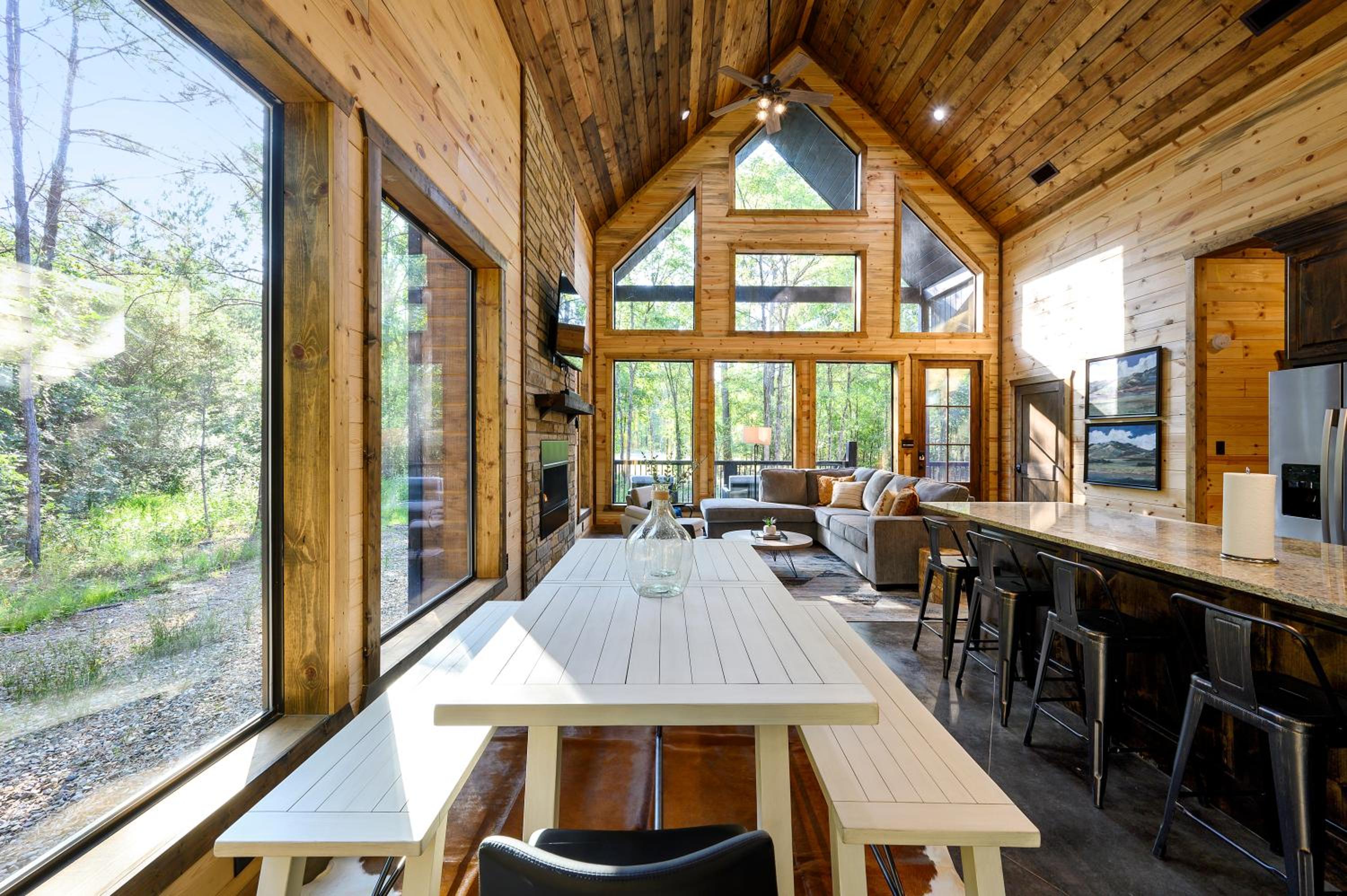 Bright Modern Luxury - Broken Bow Dream Retreat view 4