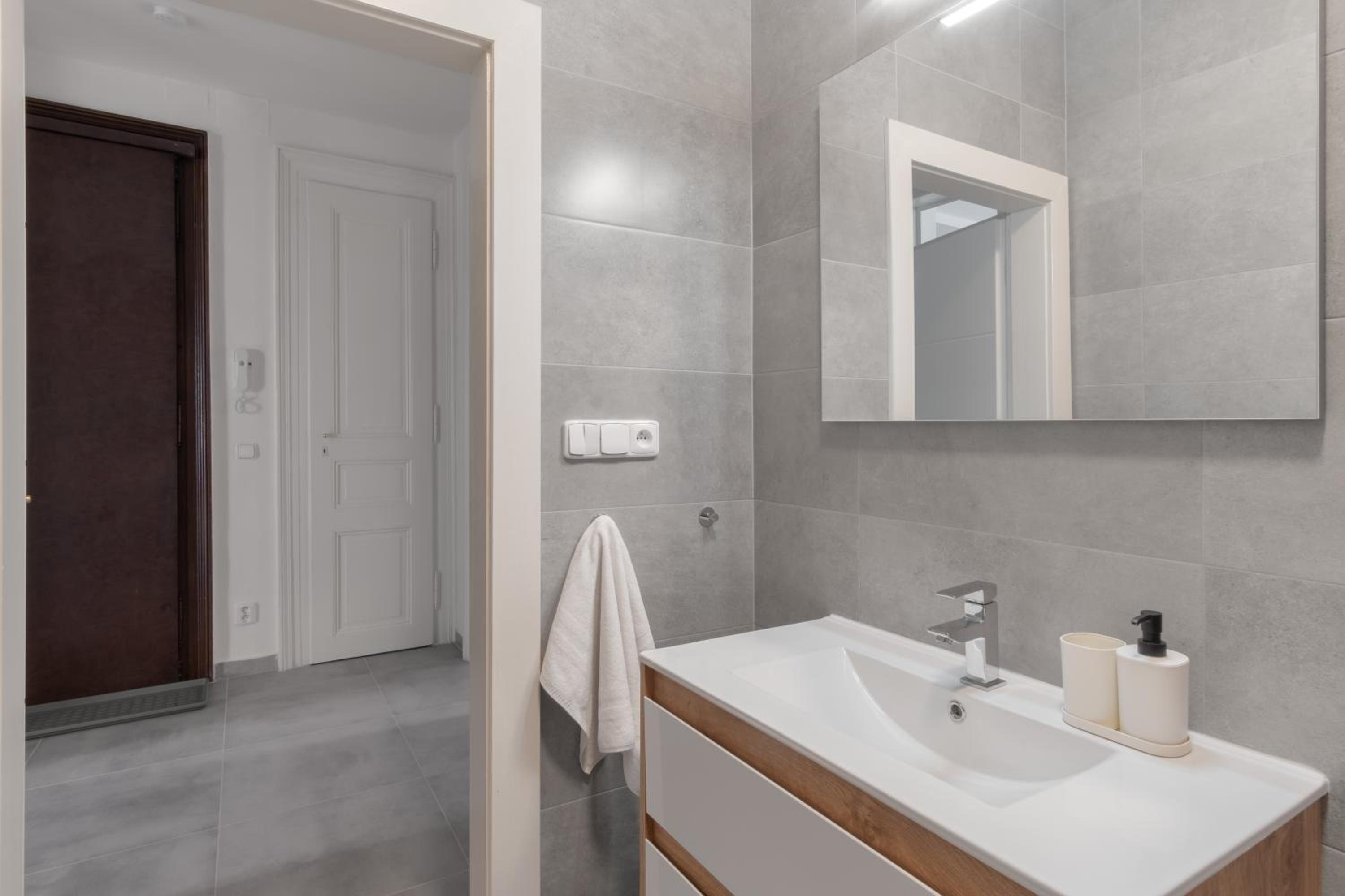 Prague Days - Modern Apartments just 7 min from Wenceslas Square