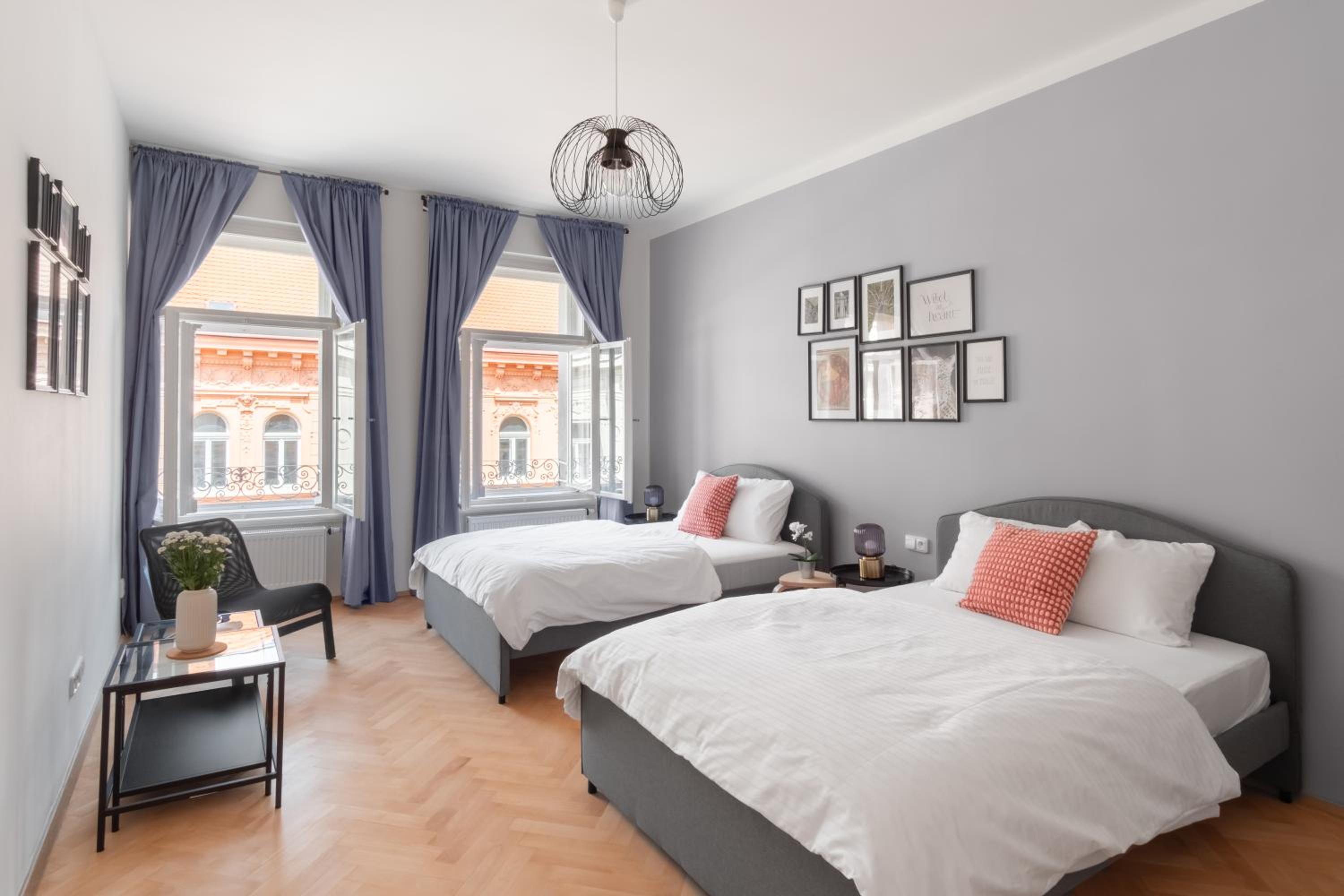 Prague Days - Modern Apartments just 7 min from Wenceslas Square