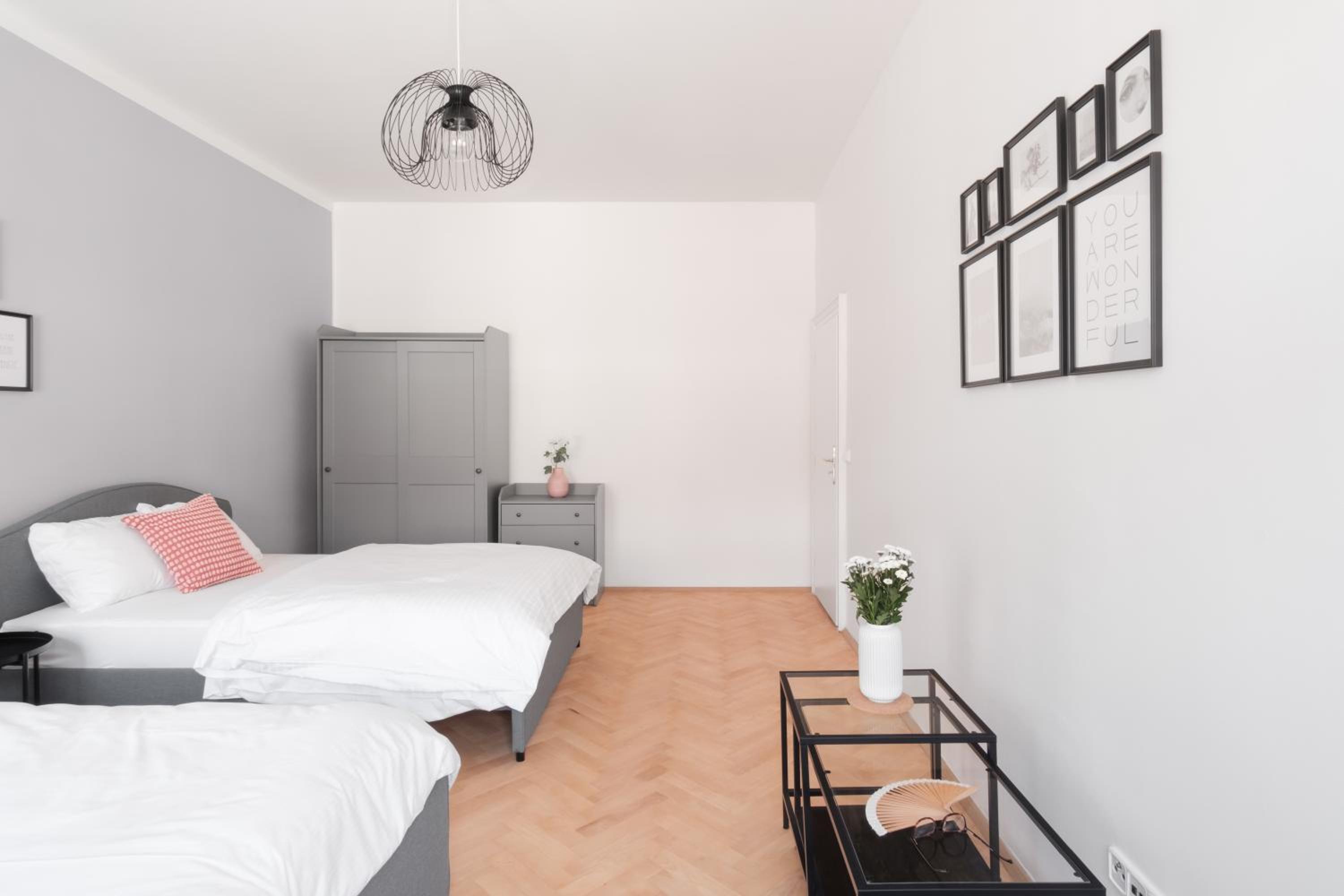 Prague Days - Modern Apartments just 7 min from Wenceslas Square