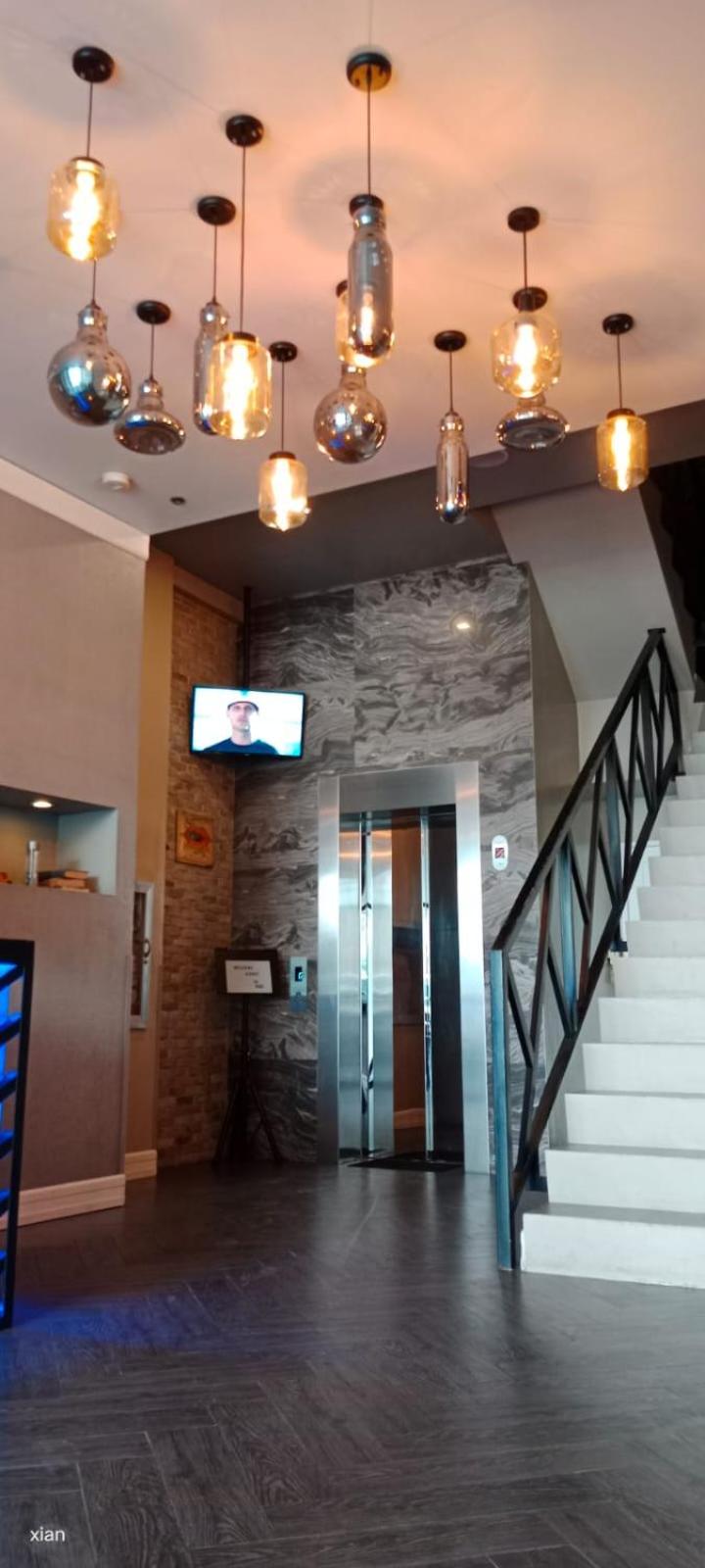 Voss Condominium