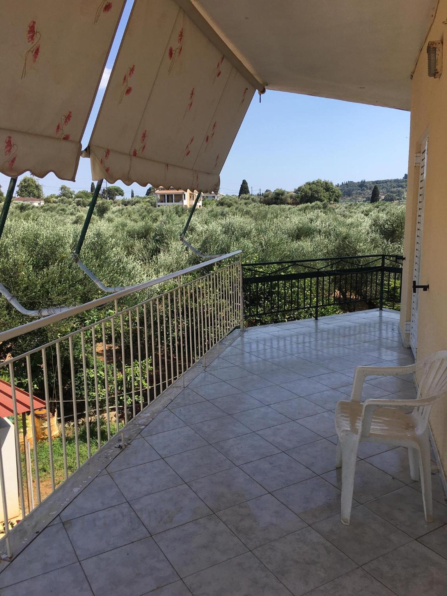 Stathis Rooms