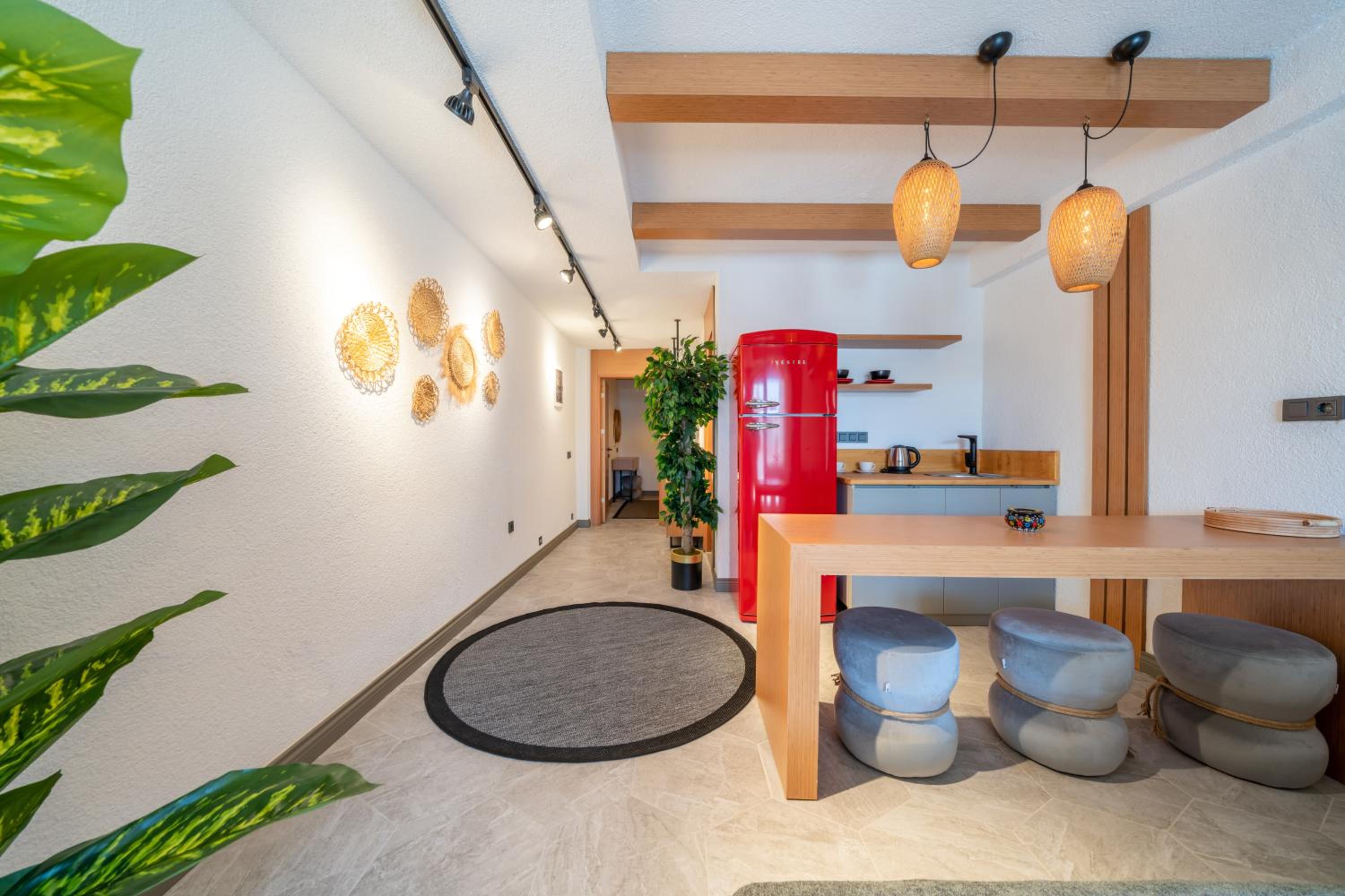 Lupia Süitleri - Image 50