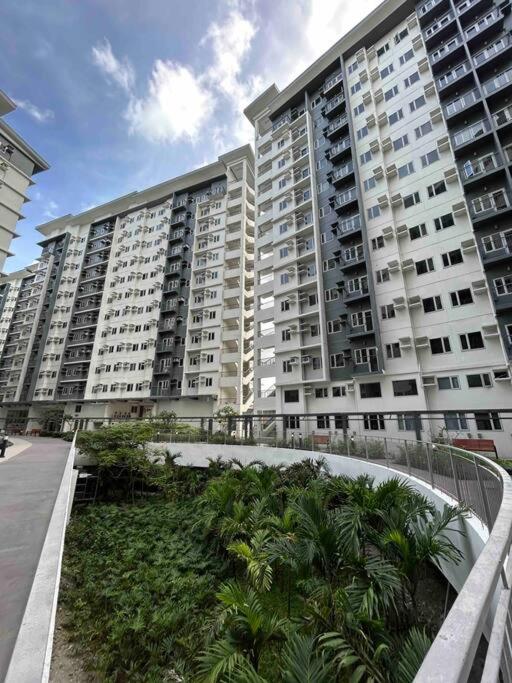 JustRelax Staycation at Vine Residences