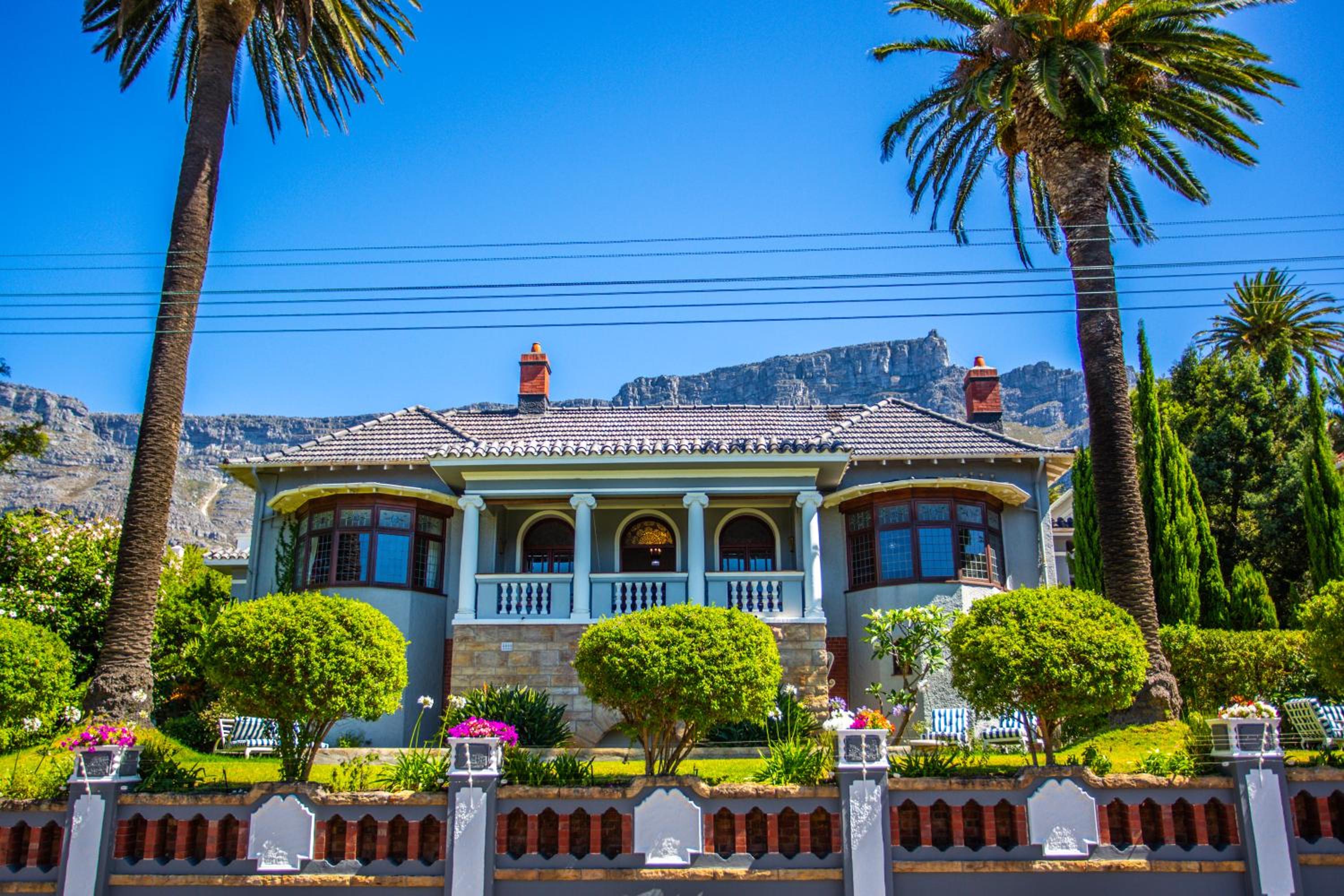 Cape Riviera Guesthouse