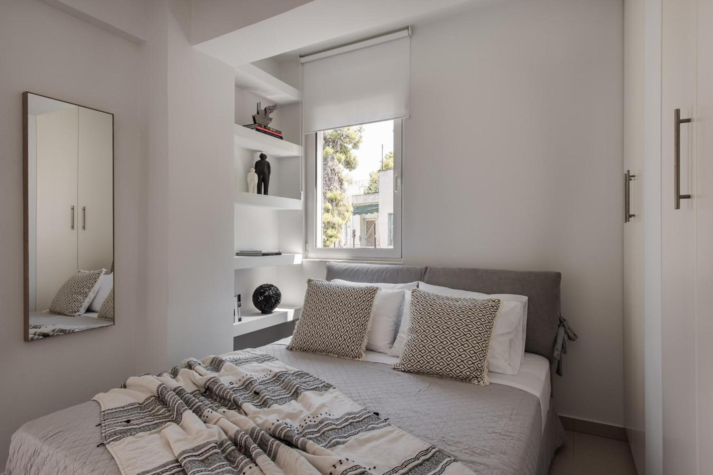 Vouliagmeni Vacations - Bliss Living - Property Image 1