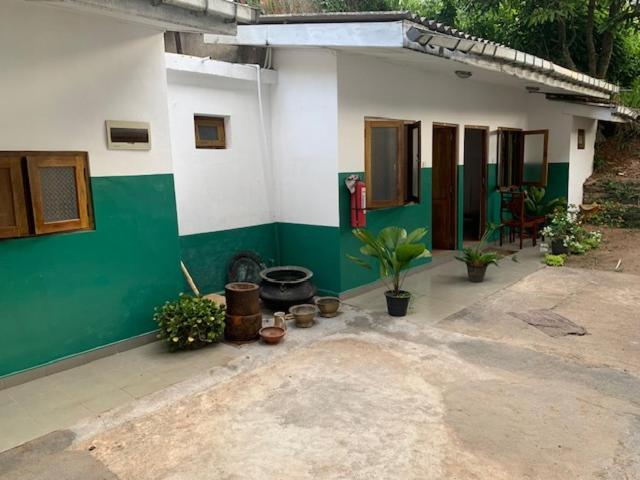 Hotel Mango Garden