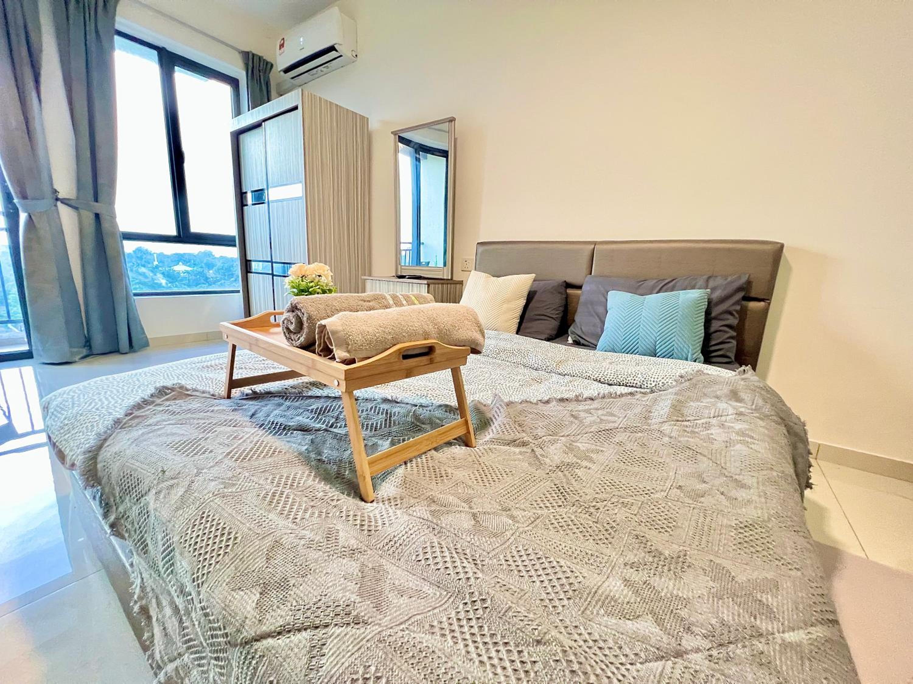 Central Park Tampoi studio by Luxecocoo CK