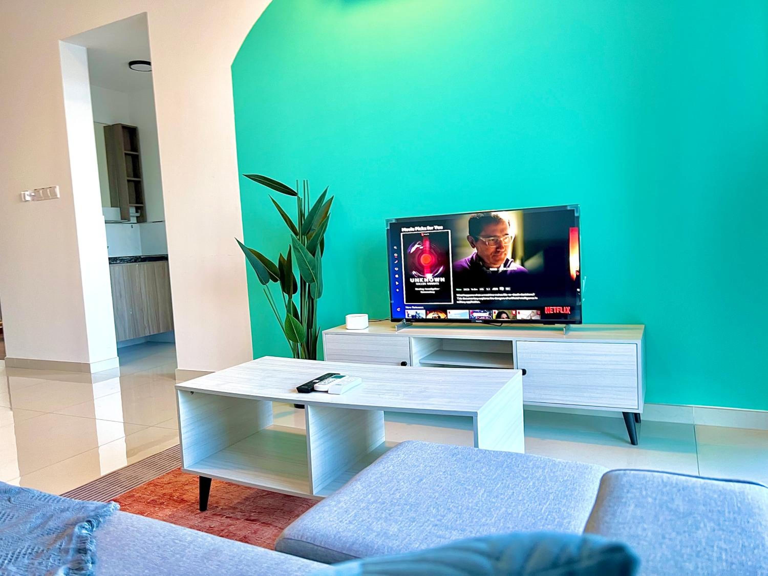 Central Park Tampoi 2 bedroom by Luxecocoo CK