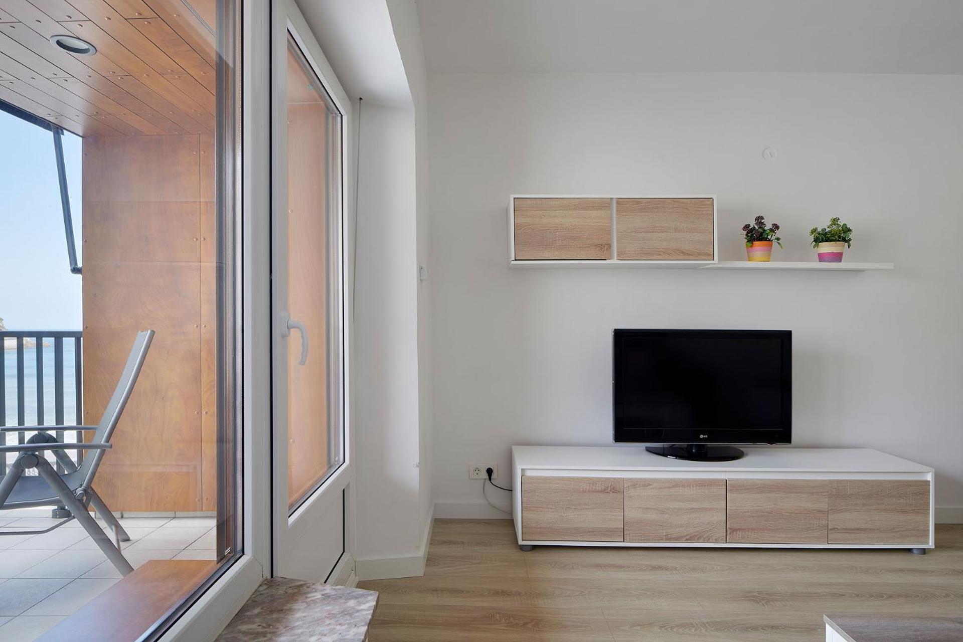 EARRA - Narros Beach - Vistas al mar, 1 min centro view 4