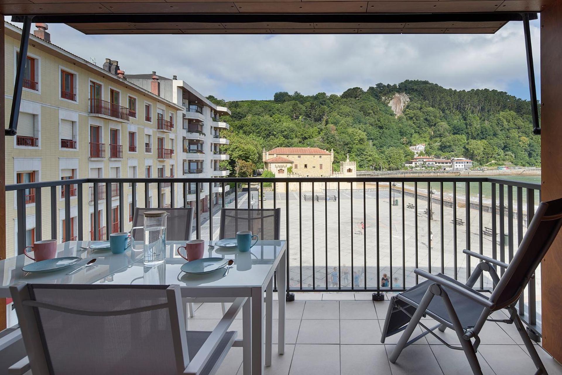 EARRA - Narros Beach - Vistas al mar, 1 min centro view 2