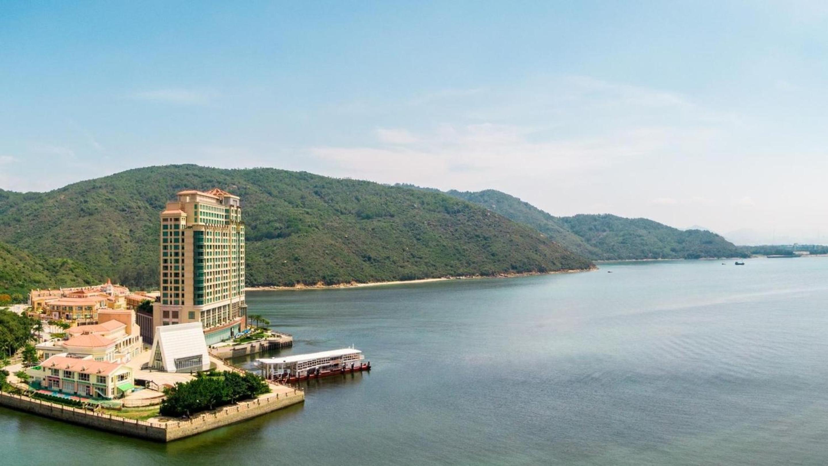 Auberge Discovery Bay Hong Kong — 10