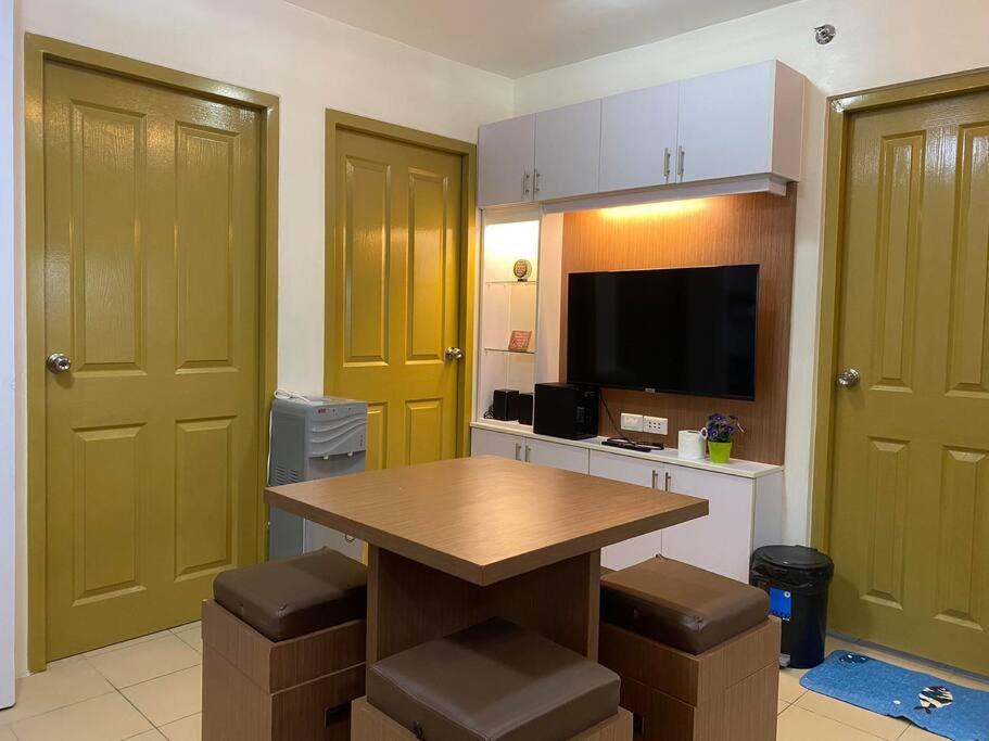 2BR Condo Unit at 8 Spatial Maa Near Mall, School view 3