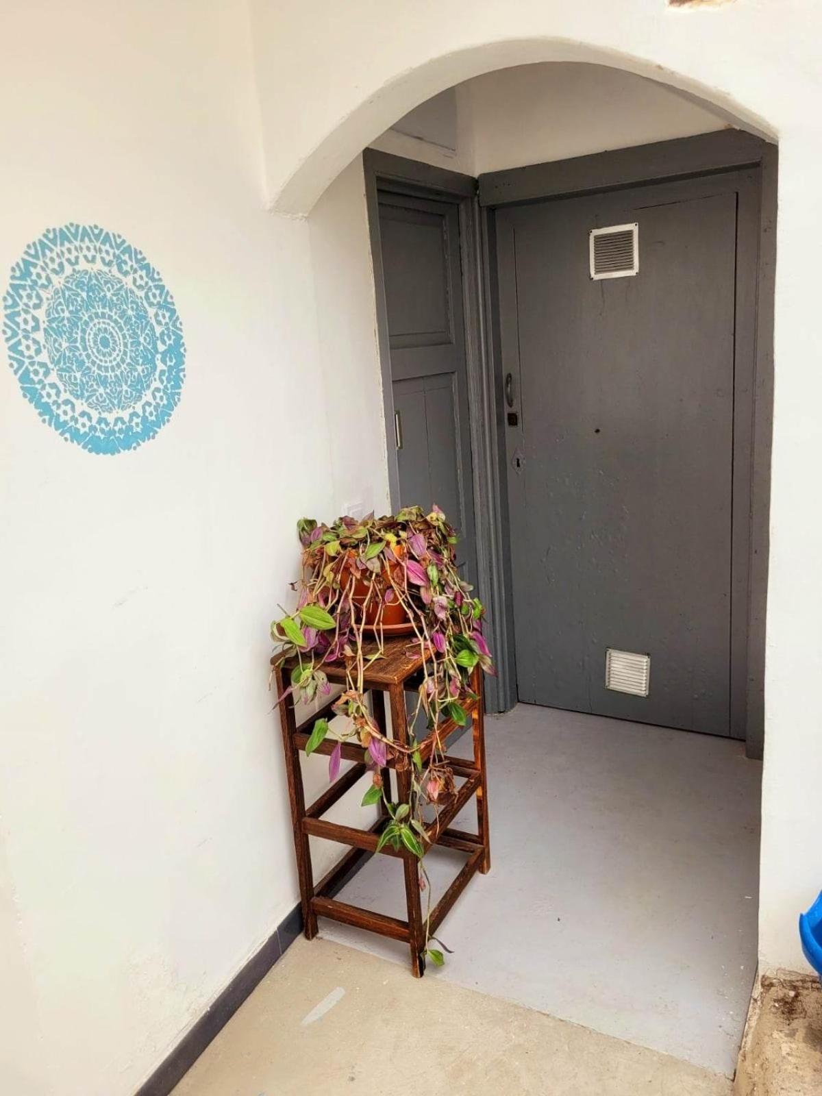 Acoran Family Guests House Firgas with Included Morning Yoga Practice ,there are pets in the house