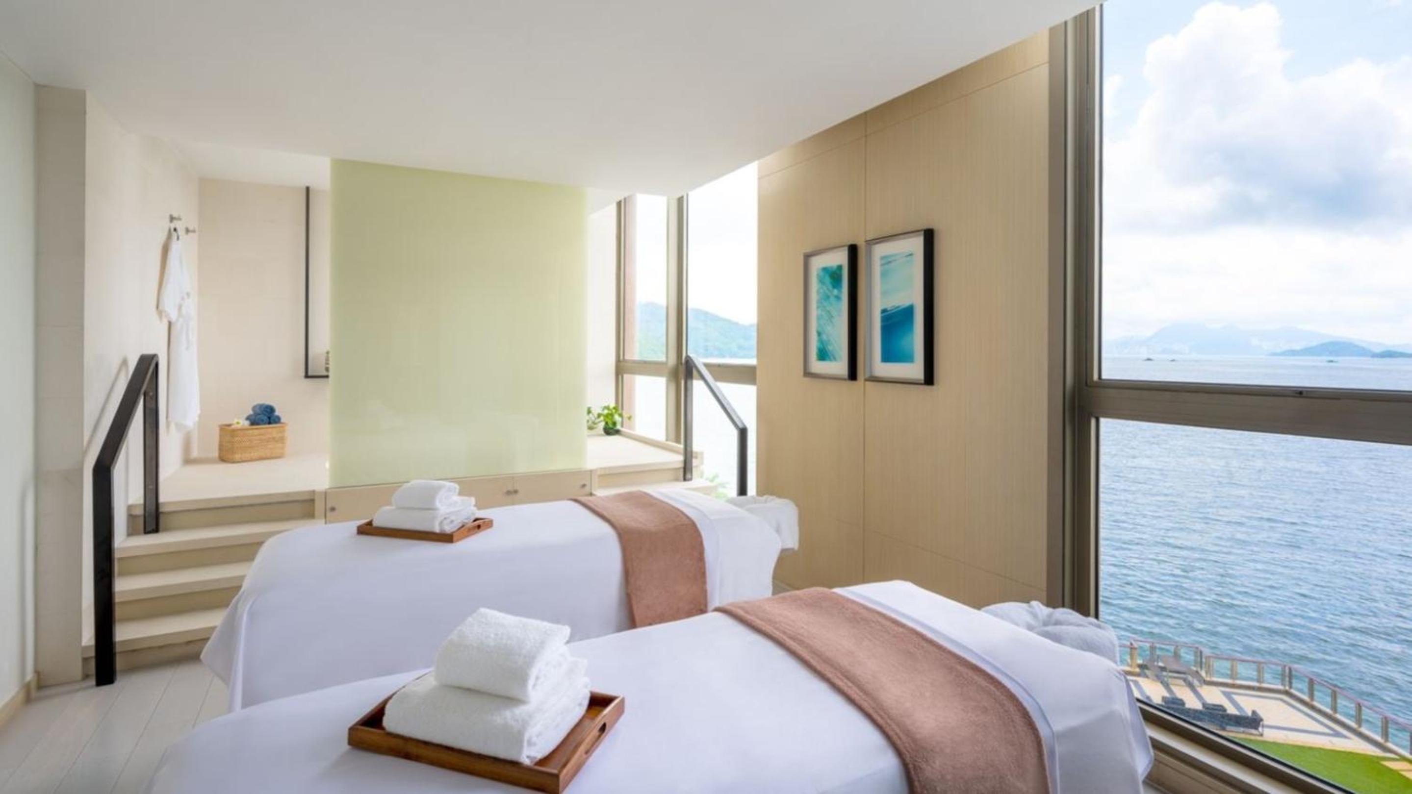 Auberge Discovery Bay Hong Kong — 11