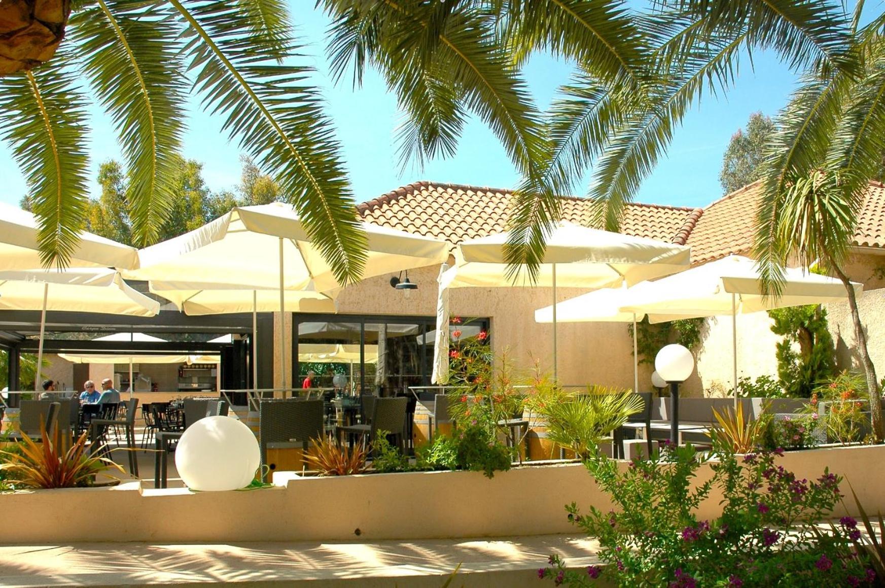 Camping La Pinède