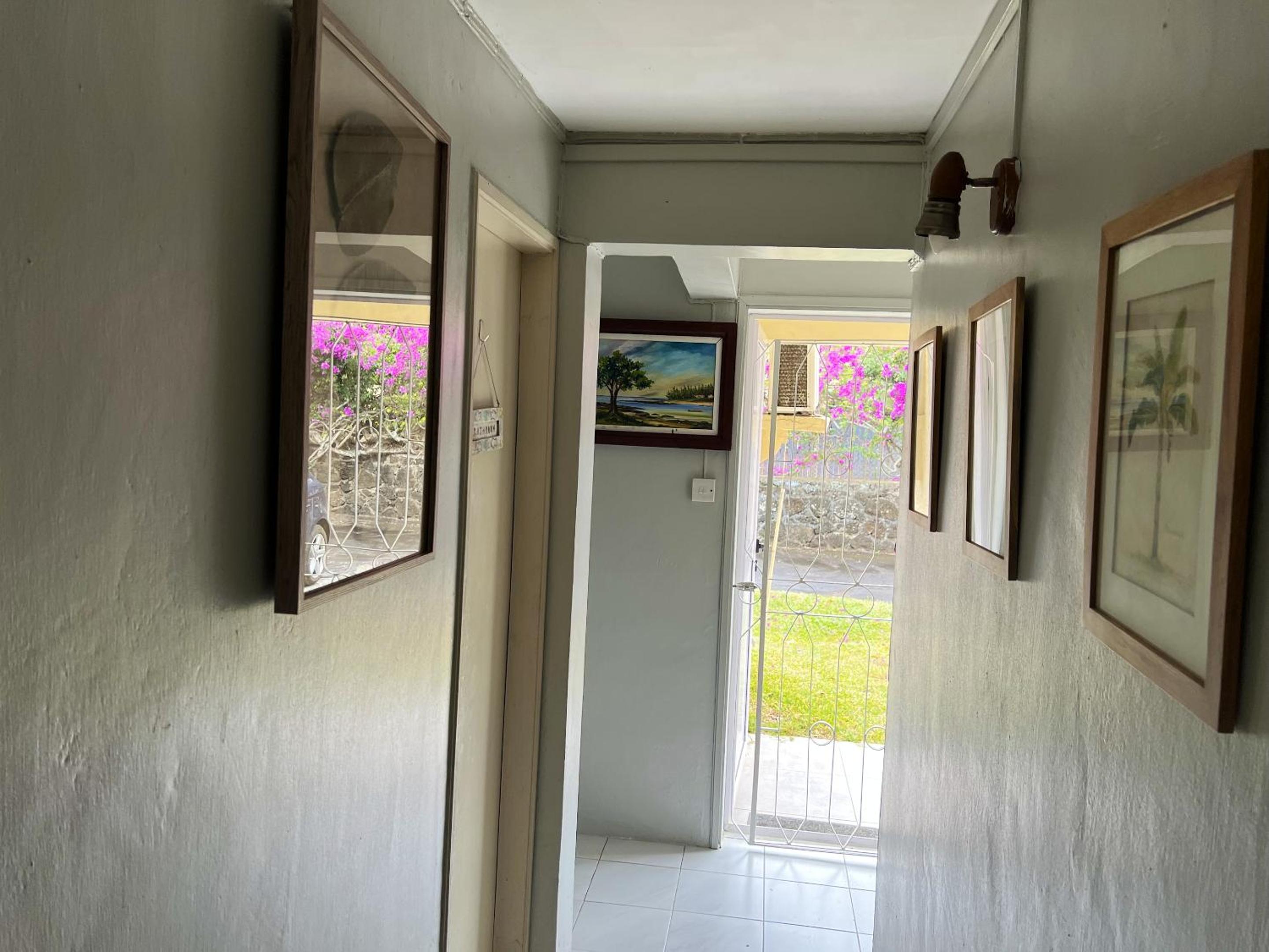 Charming Studio in Grand Baie, 60 m² with Shared Pool