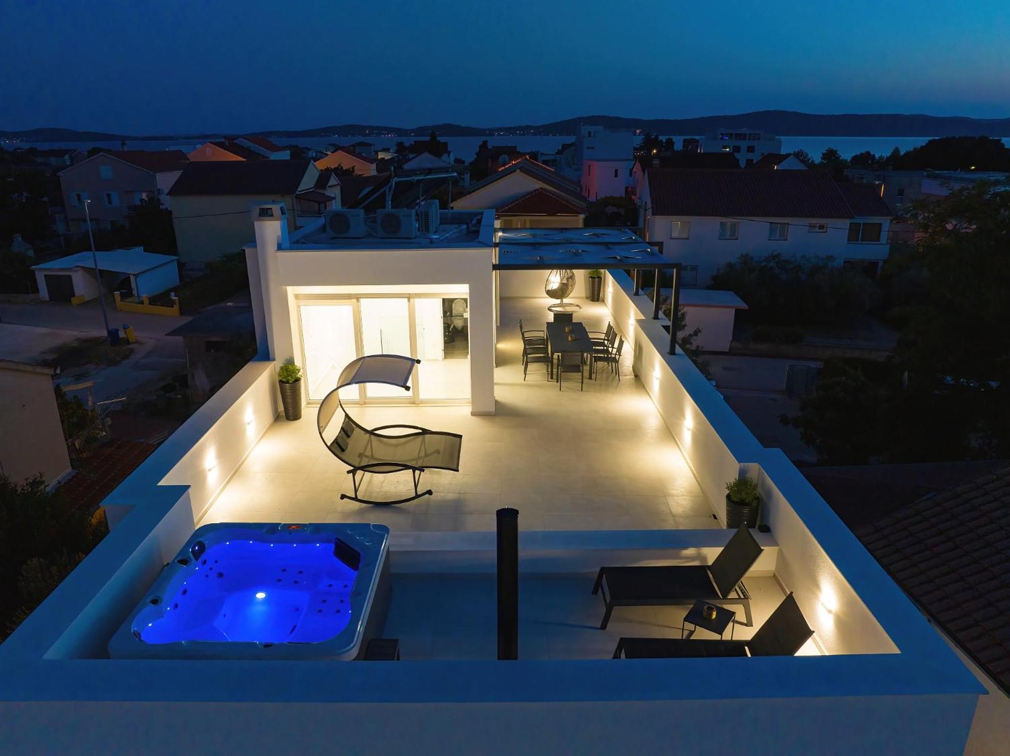 Villa NOCTURNO #pool #jacuzzi #fitness #konoba photo 4