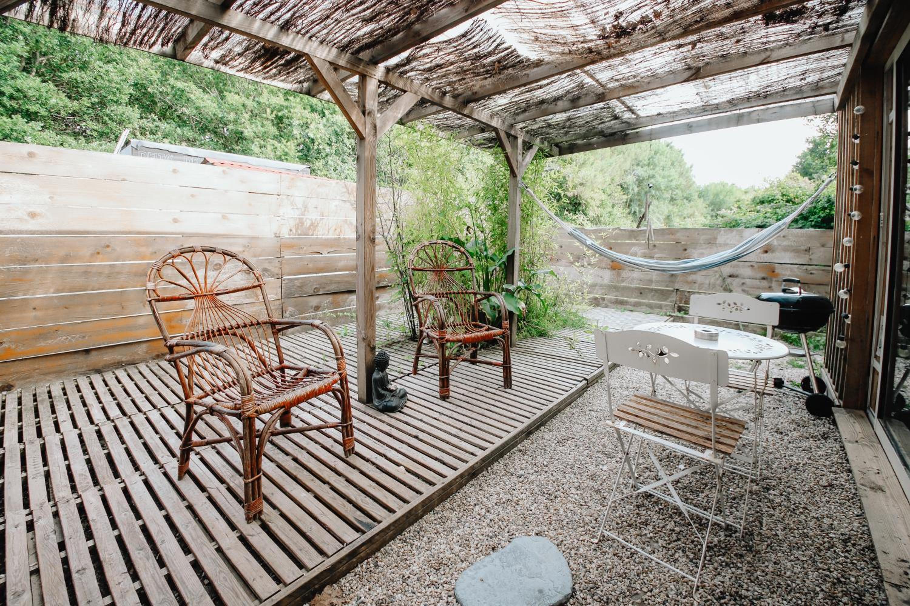 Le Cabanon doré, Suite SPA et nature chez Ivona Vacances