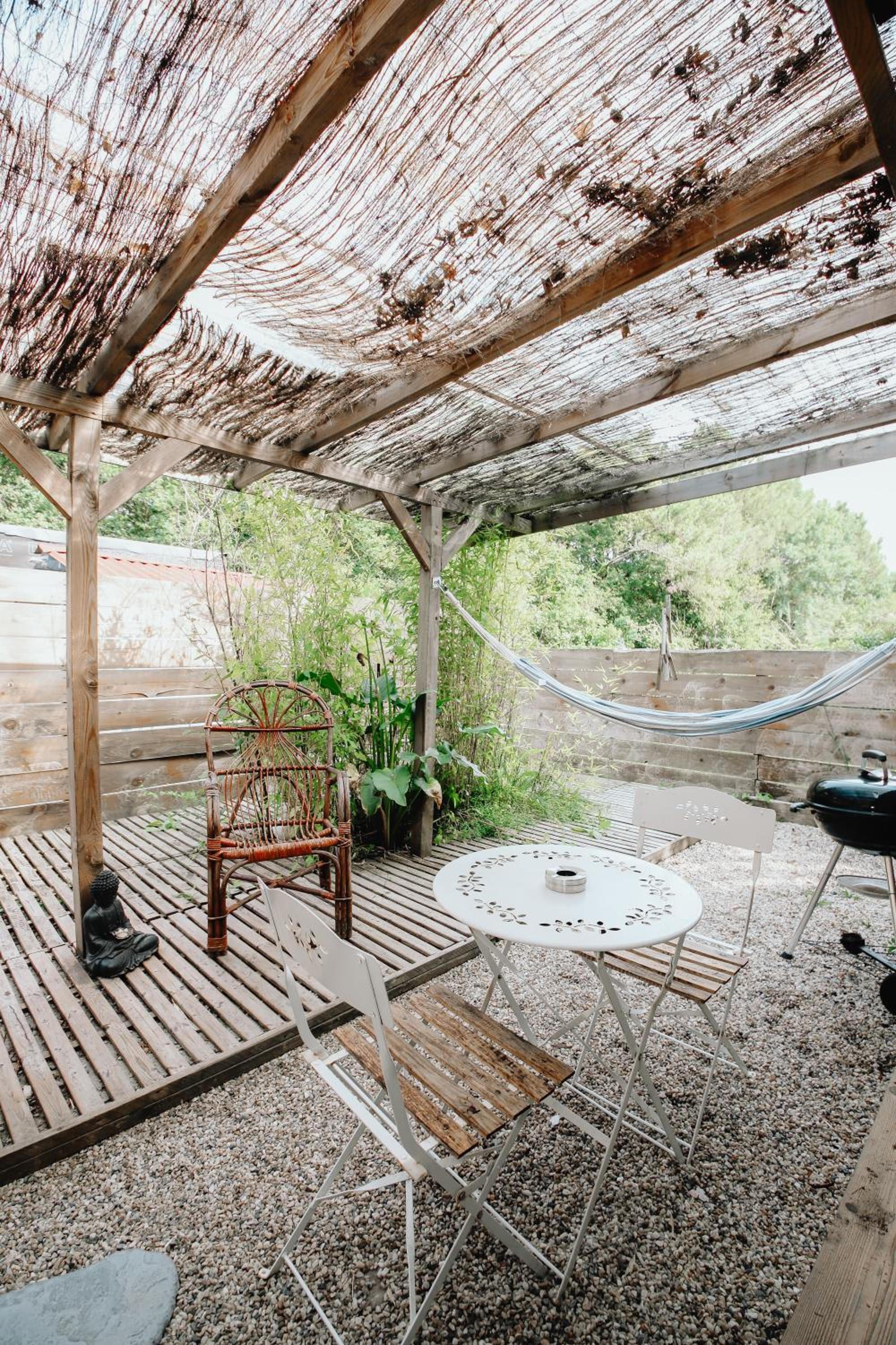 Le Cabanon doré, Suite SPA et nature chez Ivona Vacances
