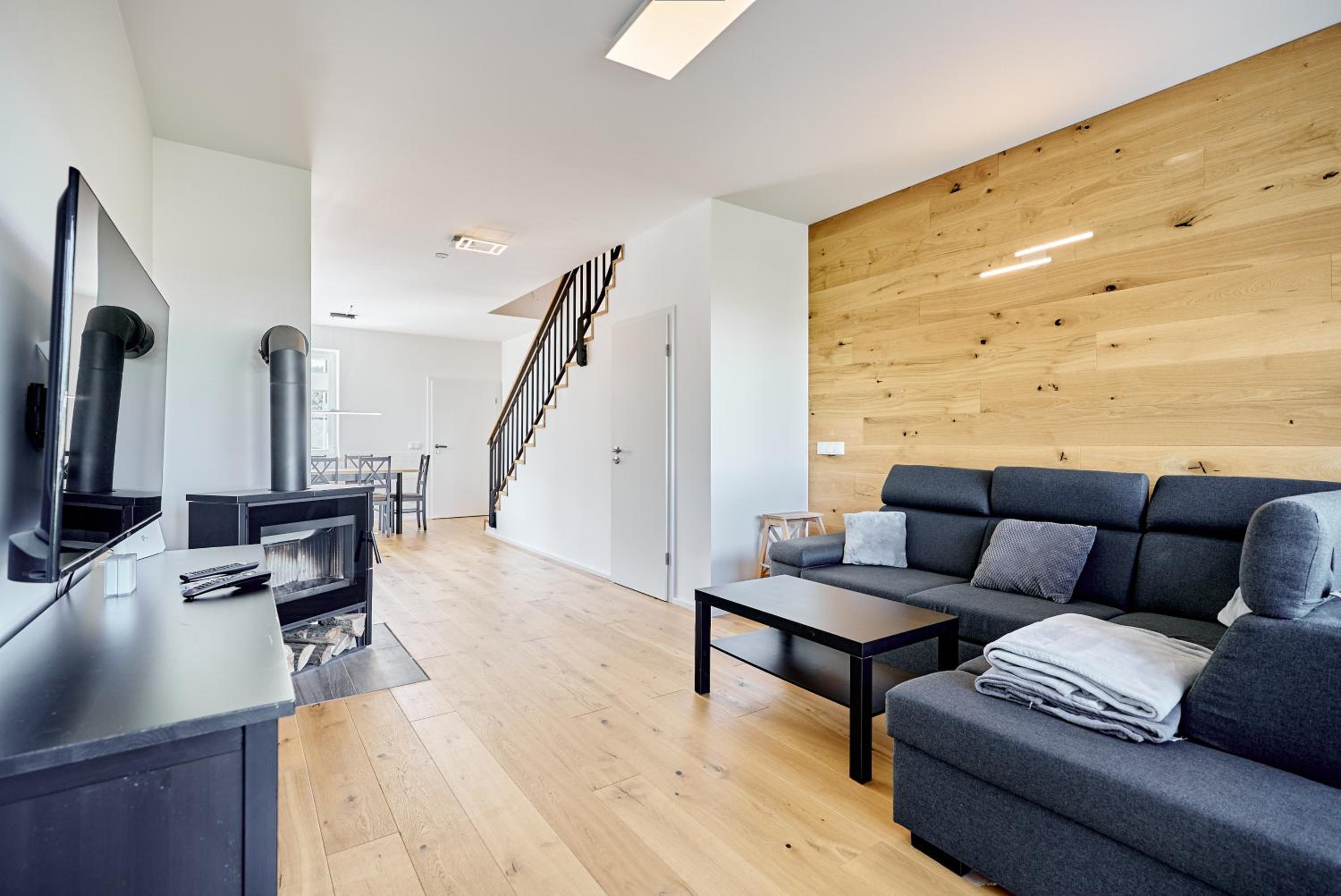 Ore house by Mountain ways