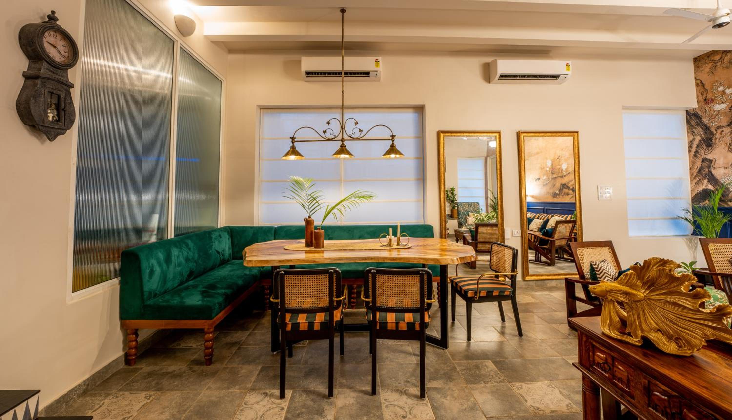 ELIVAAS 5 BHK with Pvt Pool, Entertainment Room & Glass House - Bludoor view 5