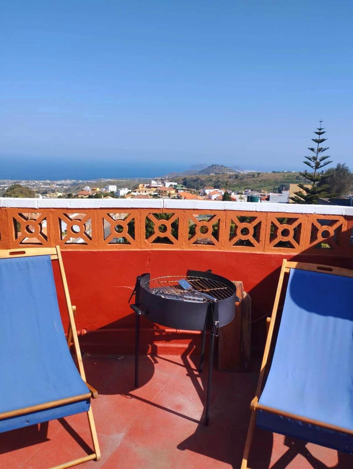 Acoran Family Guests House Firgas with Included Morning Yoga Practice ,there are pets in the house