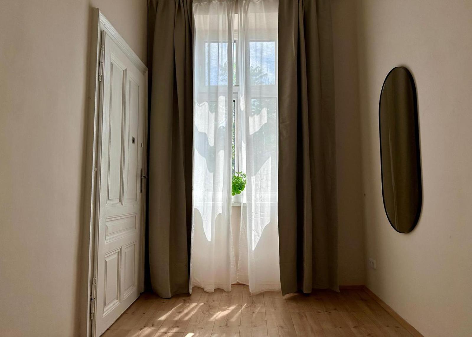Spacious Apartment, 3 min to U6 Alserstraße