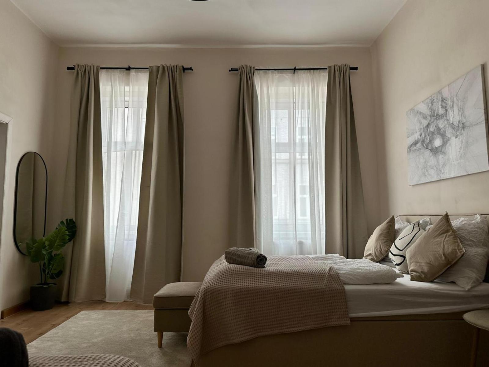 Spacious Apartment, 3 min to U6 Alserstraße