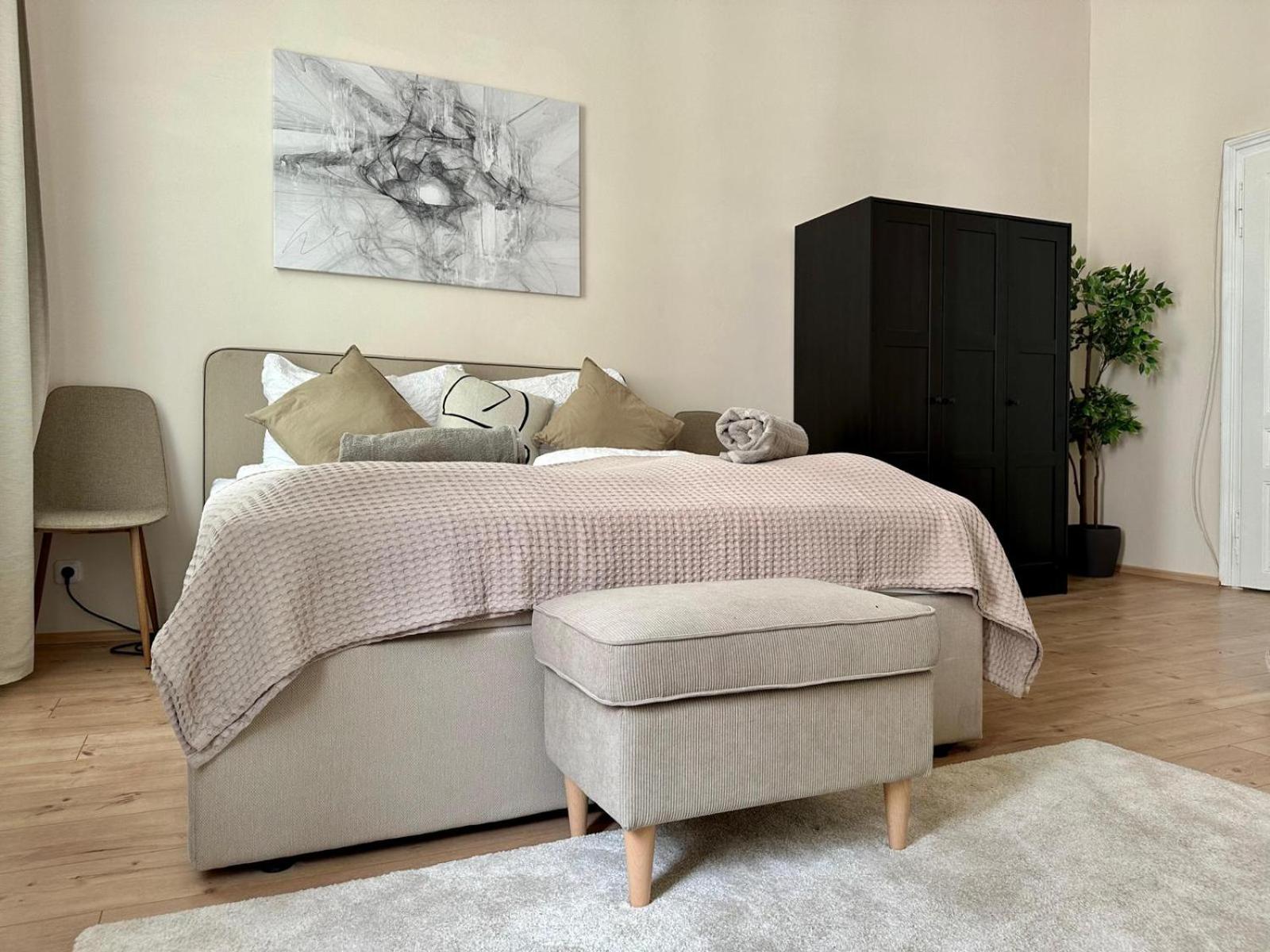 Spacious Apartment, 3 min to U6 Alserstraße