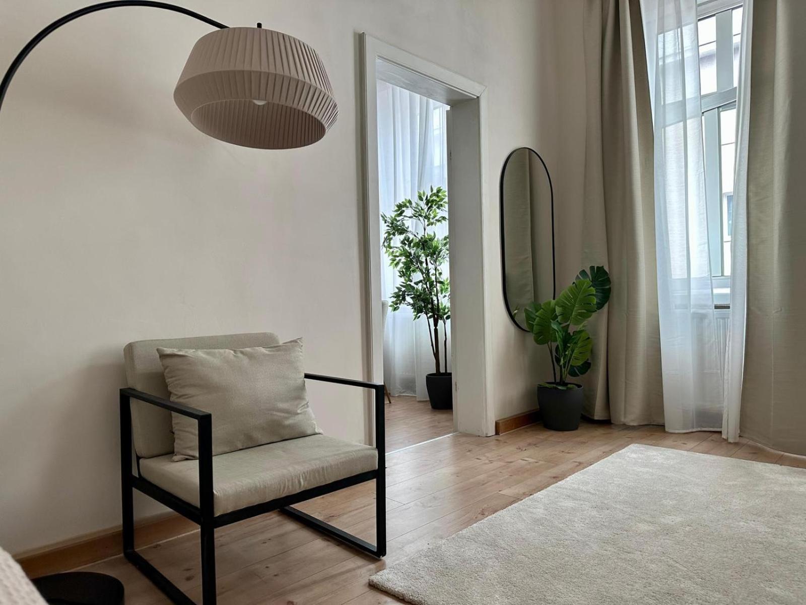 Spacious Apartment, 3 min to U6 Alserstraße