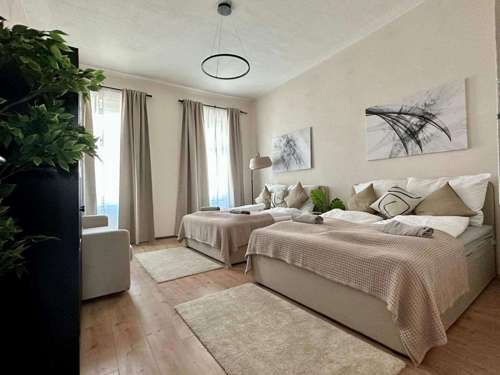 Spacious Apartment, 3 min to U6 Alserstraße