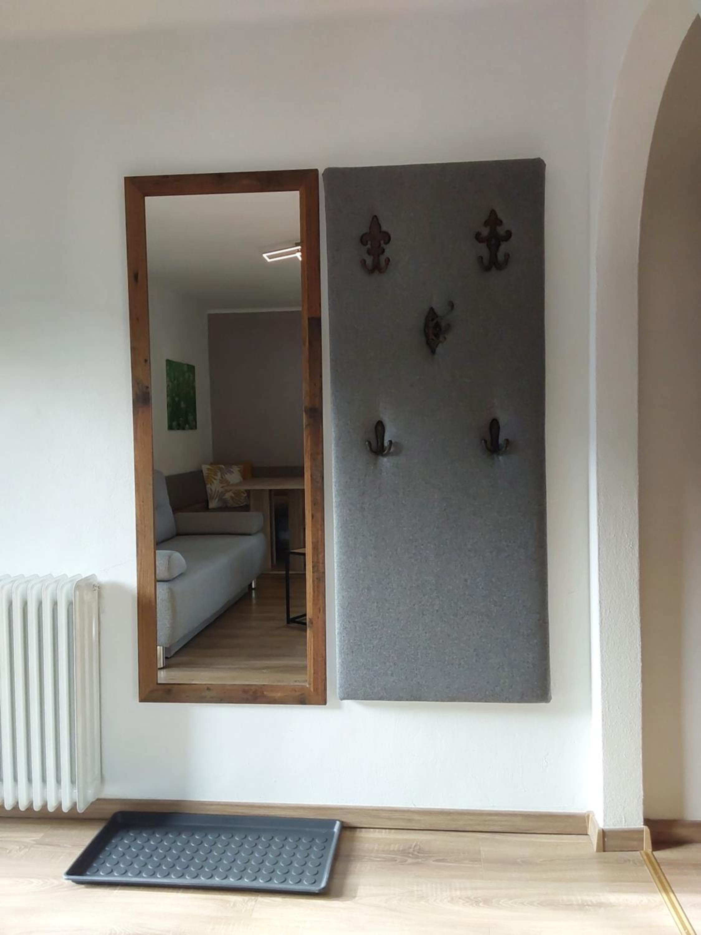 Christl, Haus