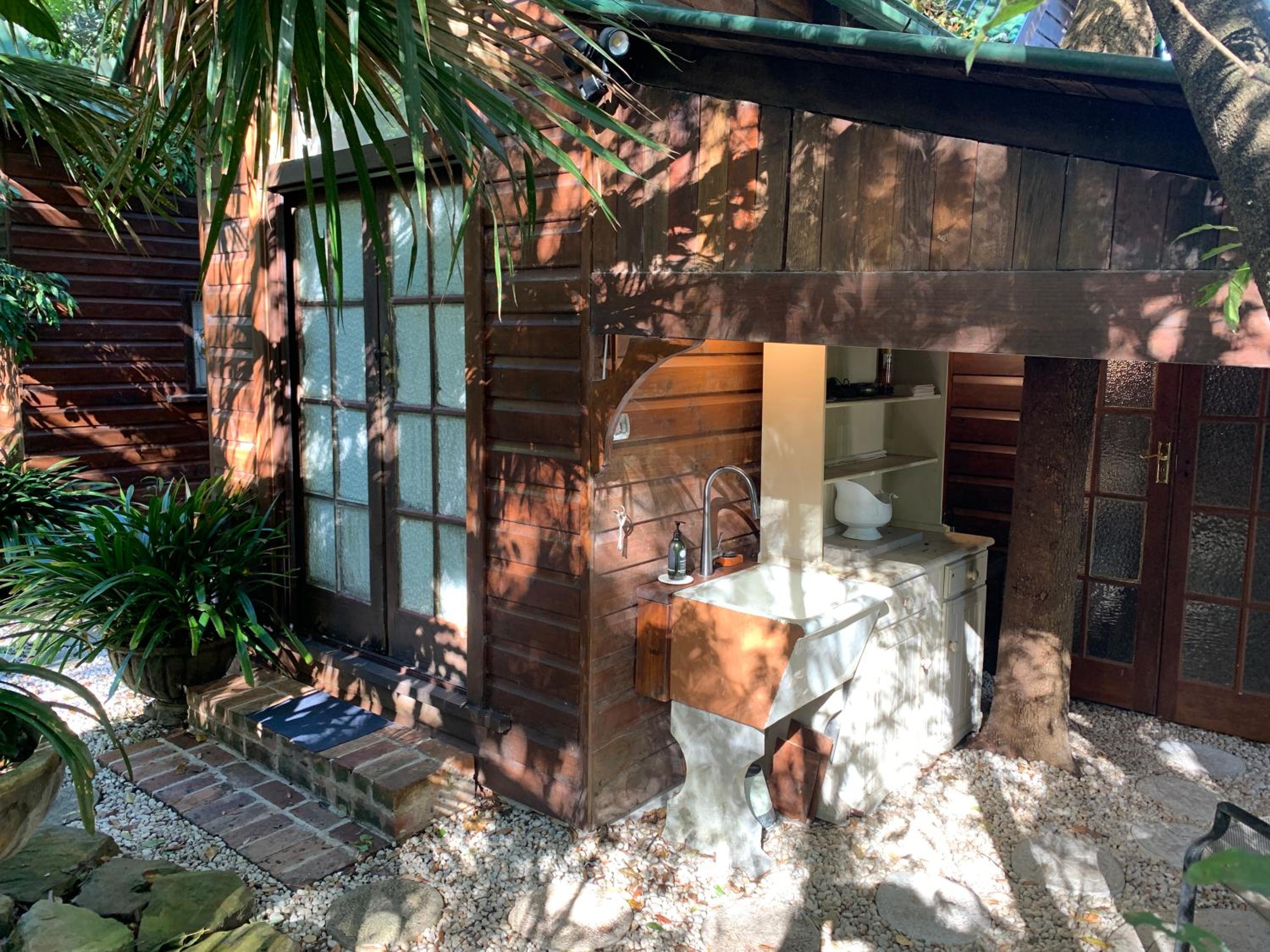Garden studio