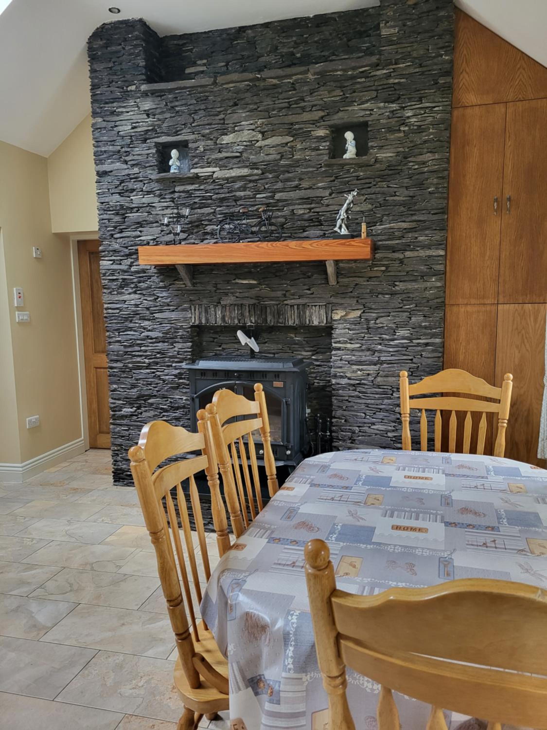 Colleen Bawn Cottage Gap Of Dunloe Kerry view 5