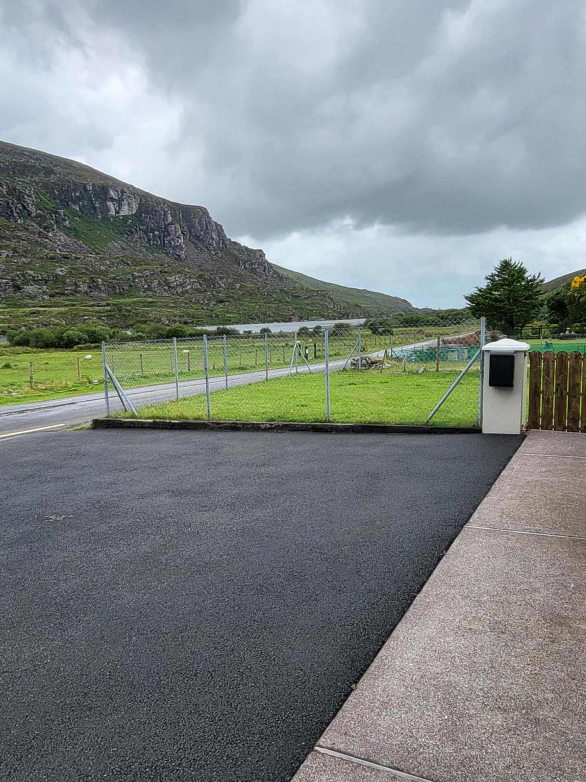 Colleen Bawn Cottage Gap Of Dunloe Kerry view 4
