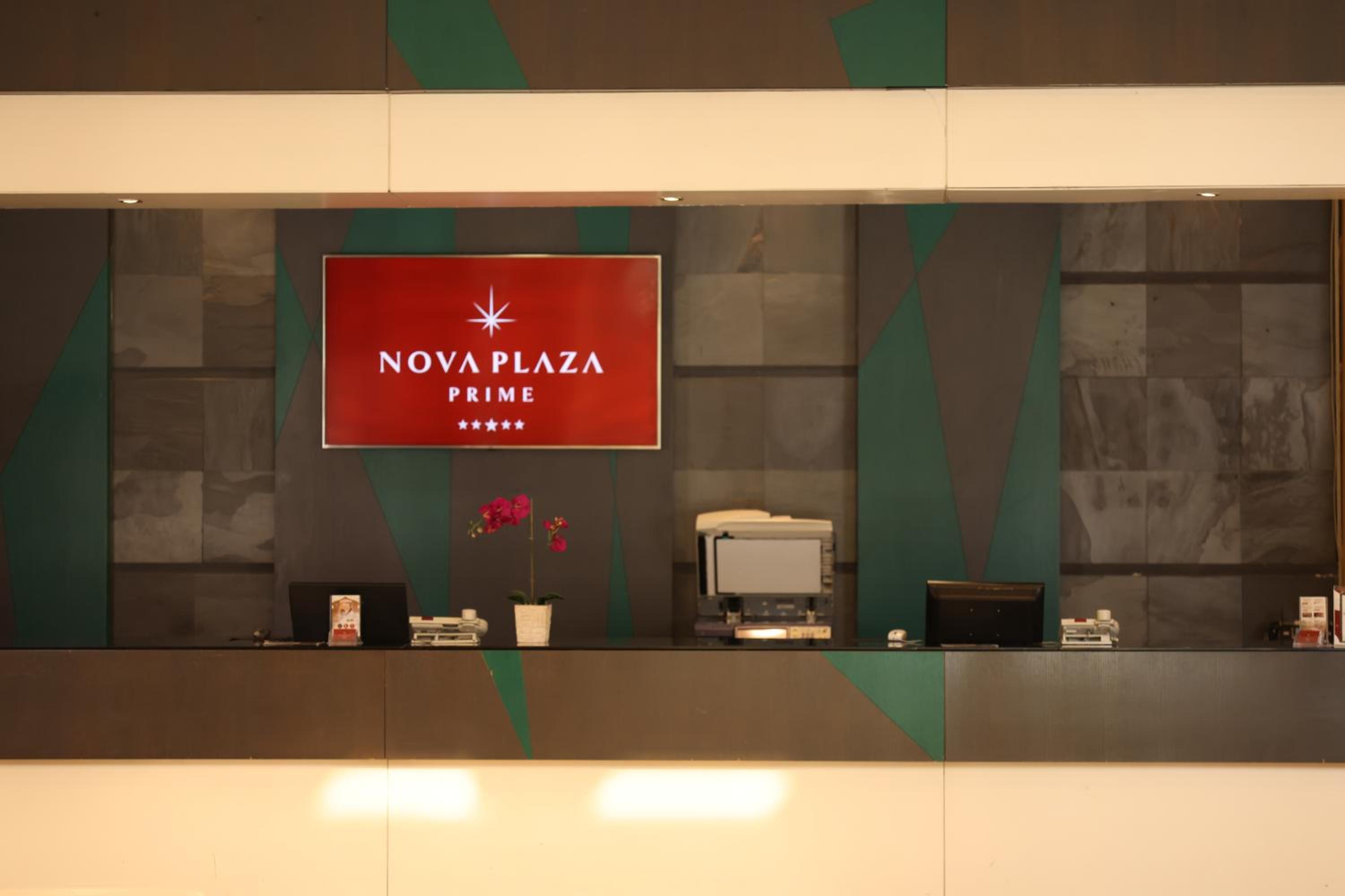 Nova Plaza Prime Hotel - Image 43