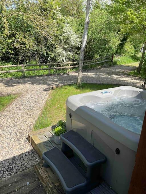 Hotel Lily Pad Lodge