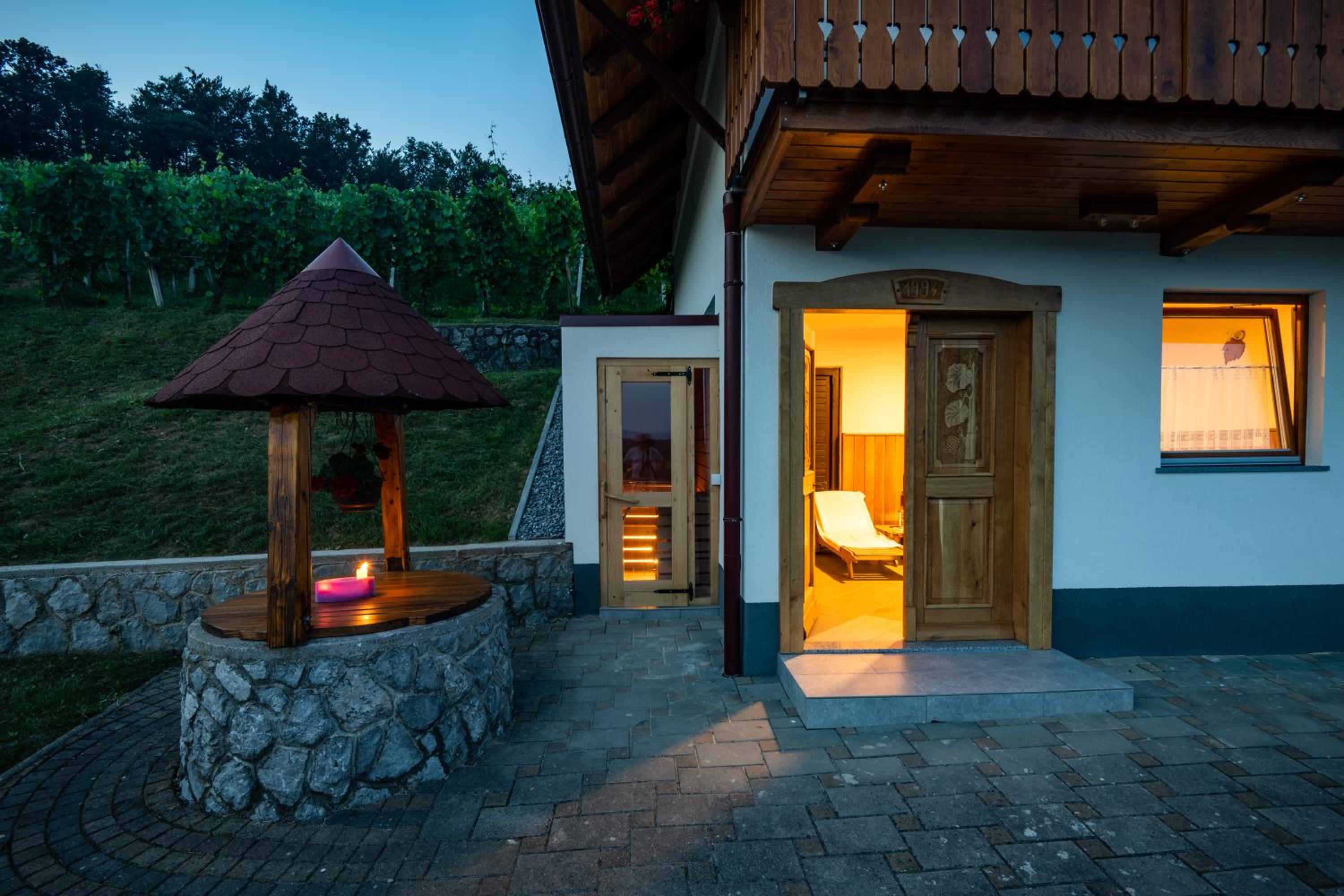 Vineyard Cottage Krivic