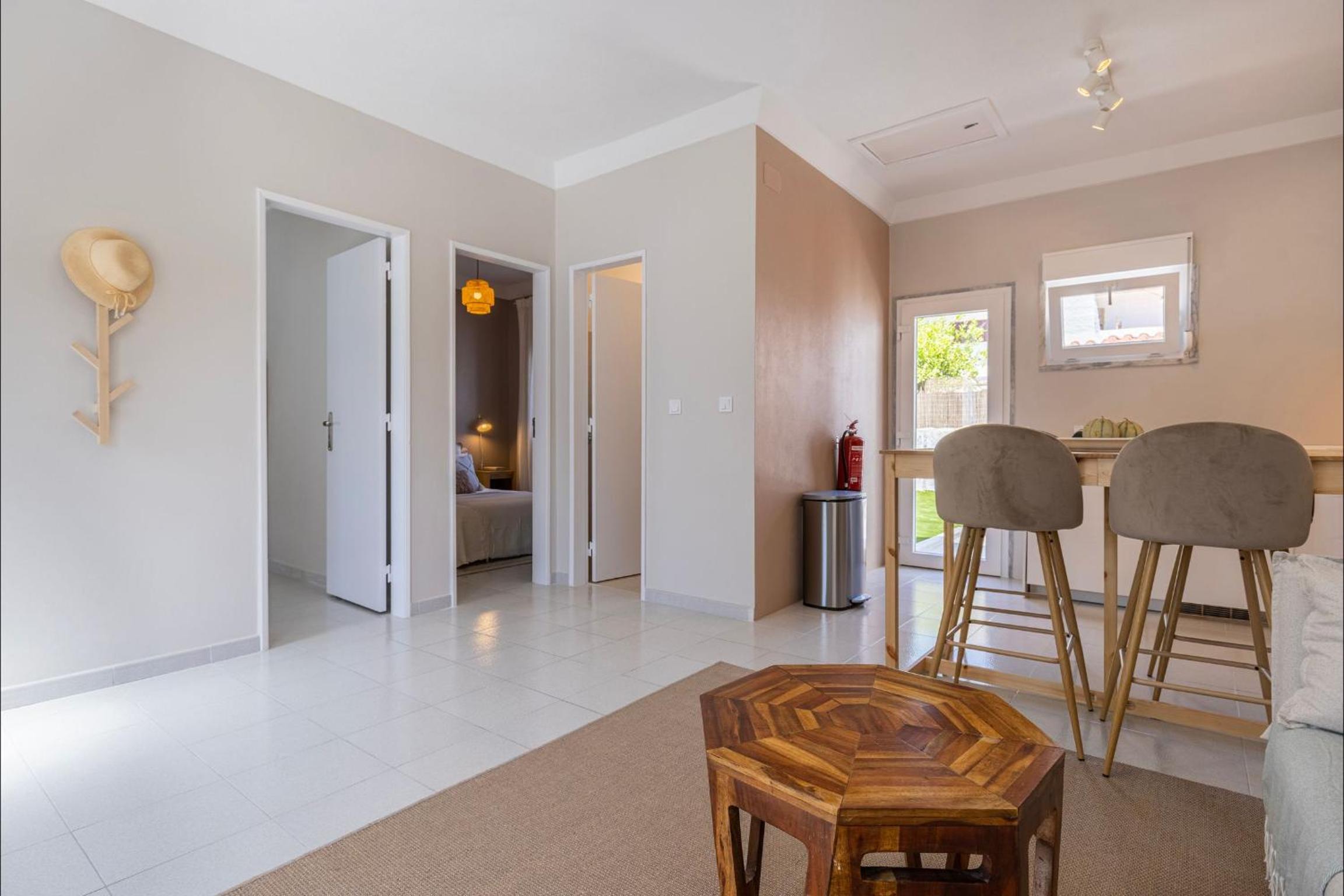 Lovely Beach House in Aroeira by LovelyStay view 5