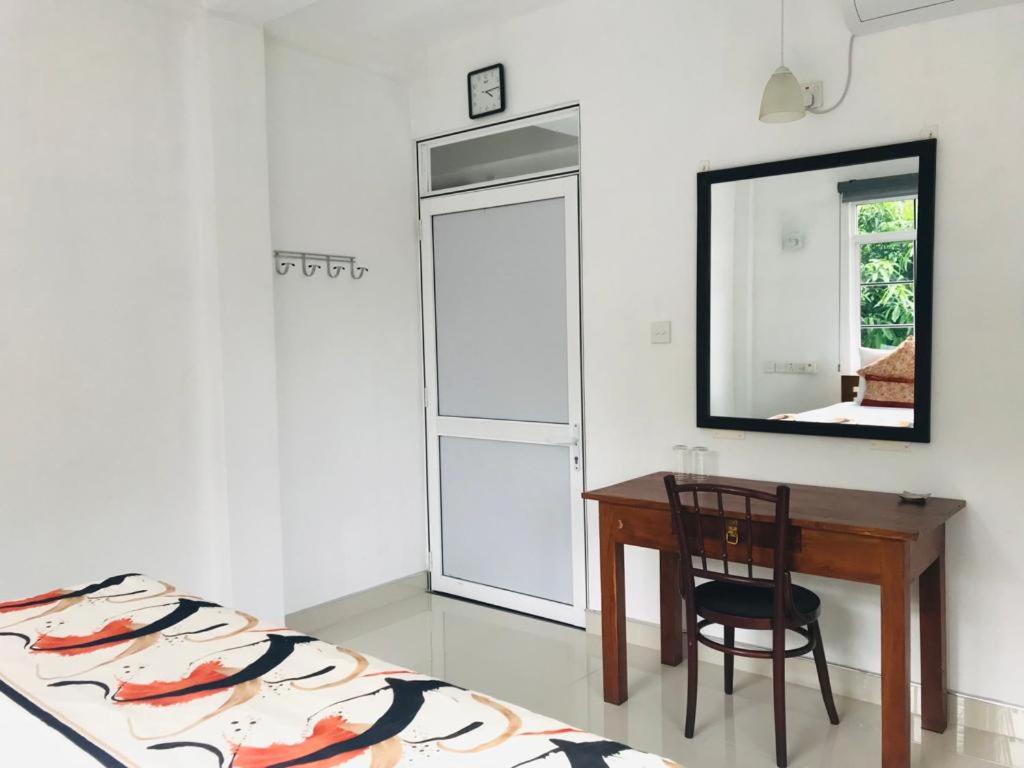 Kandy Traveller's Cottage view 3